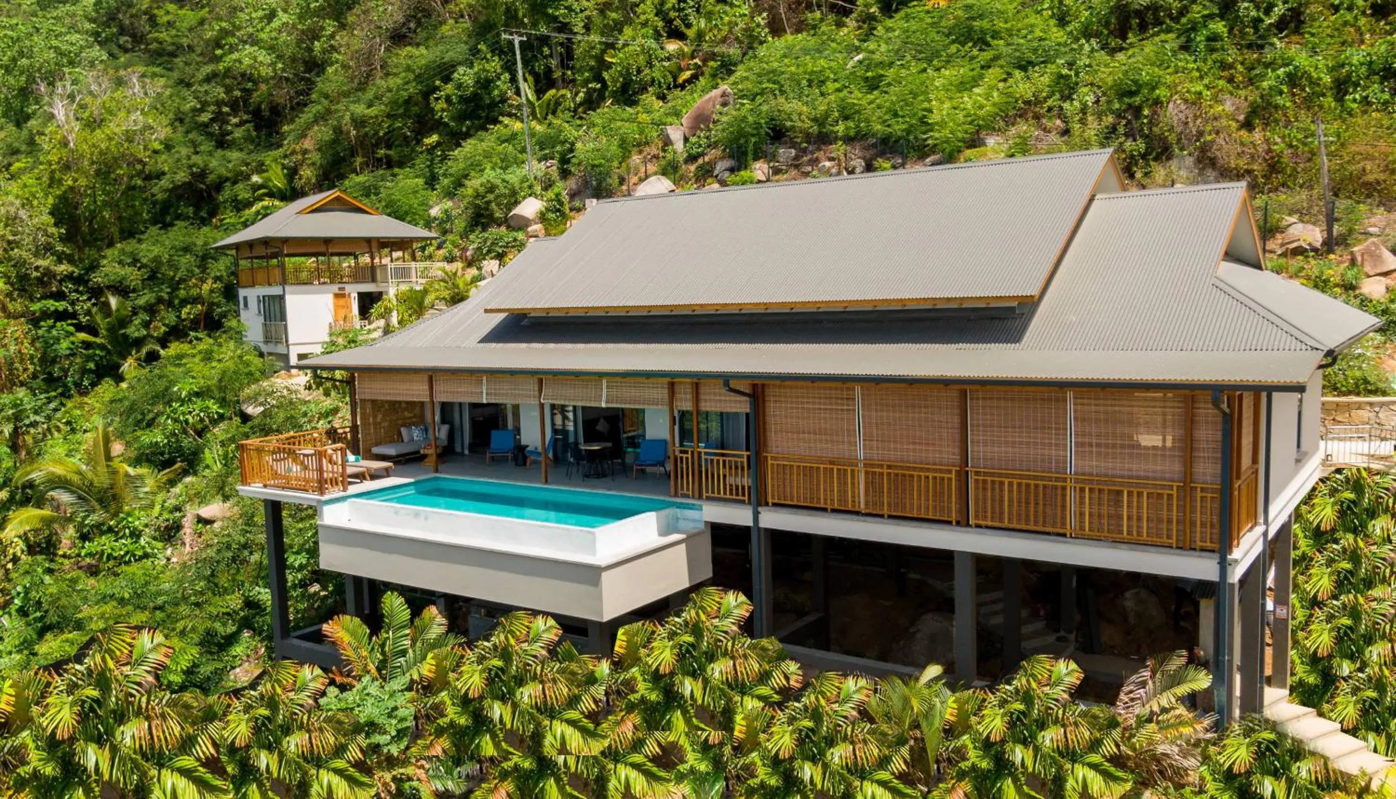Patio in Paradise Chalets Yoga & Wellness