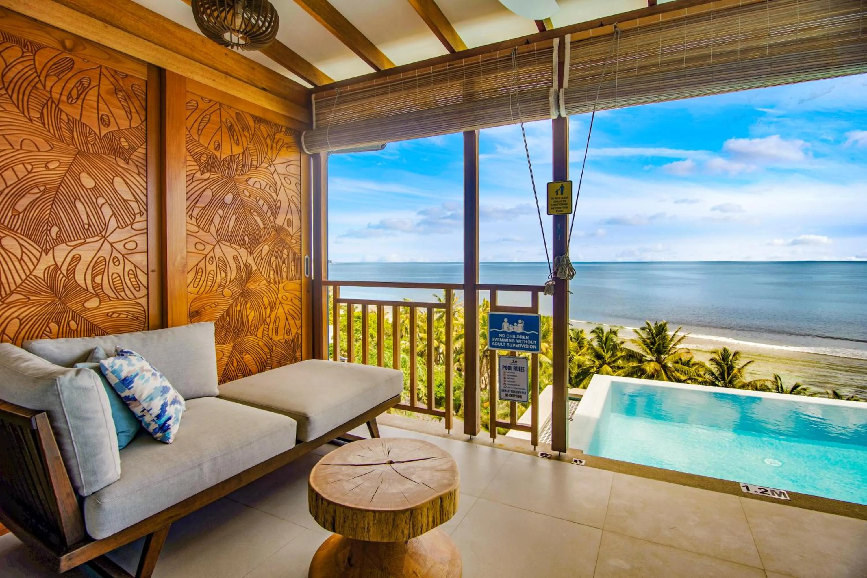 Patio in Paradise Chalets Yoga & Wellness