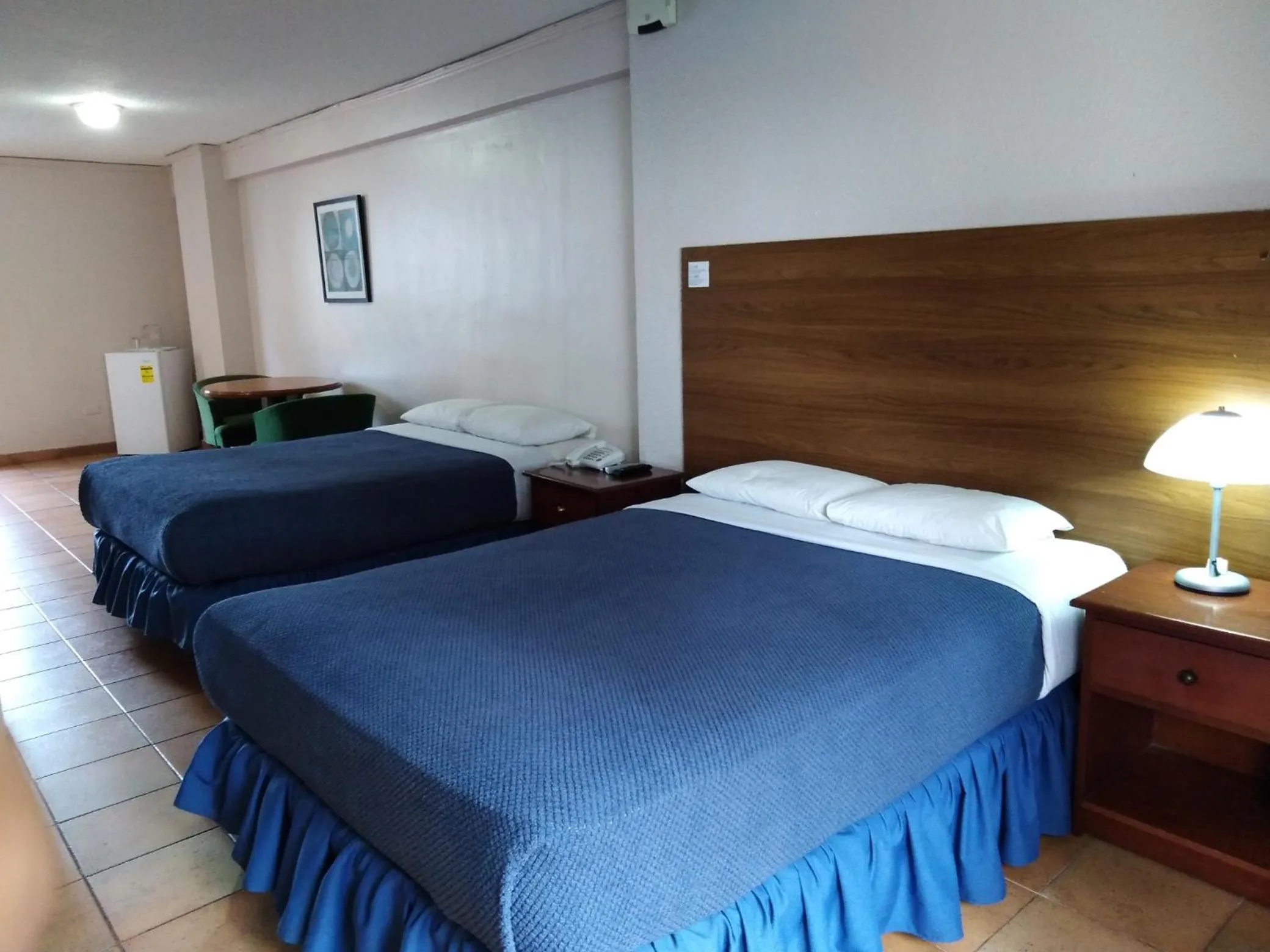 Other, Bed in Hotel Tower House Suites