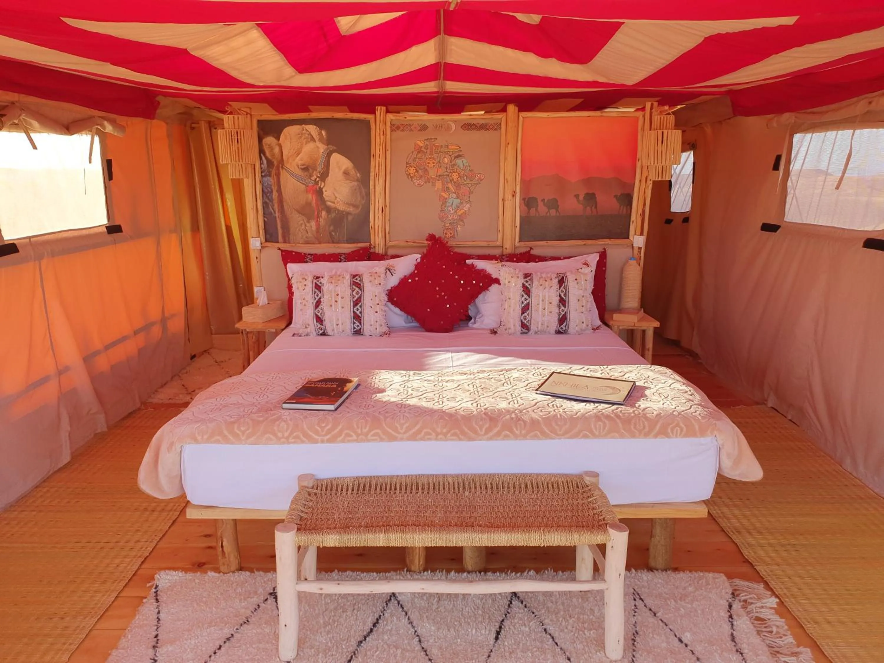 Bed in Nkhila Lodge
