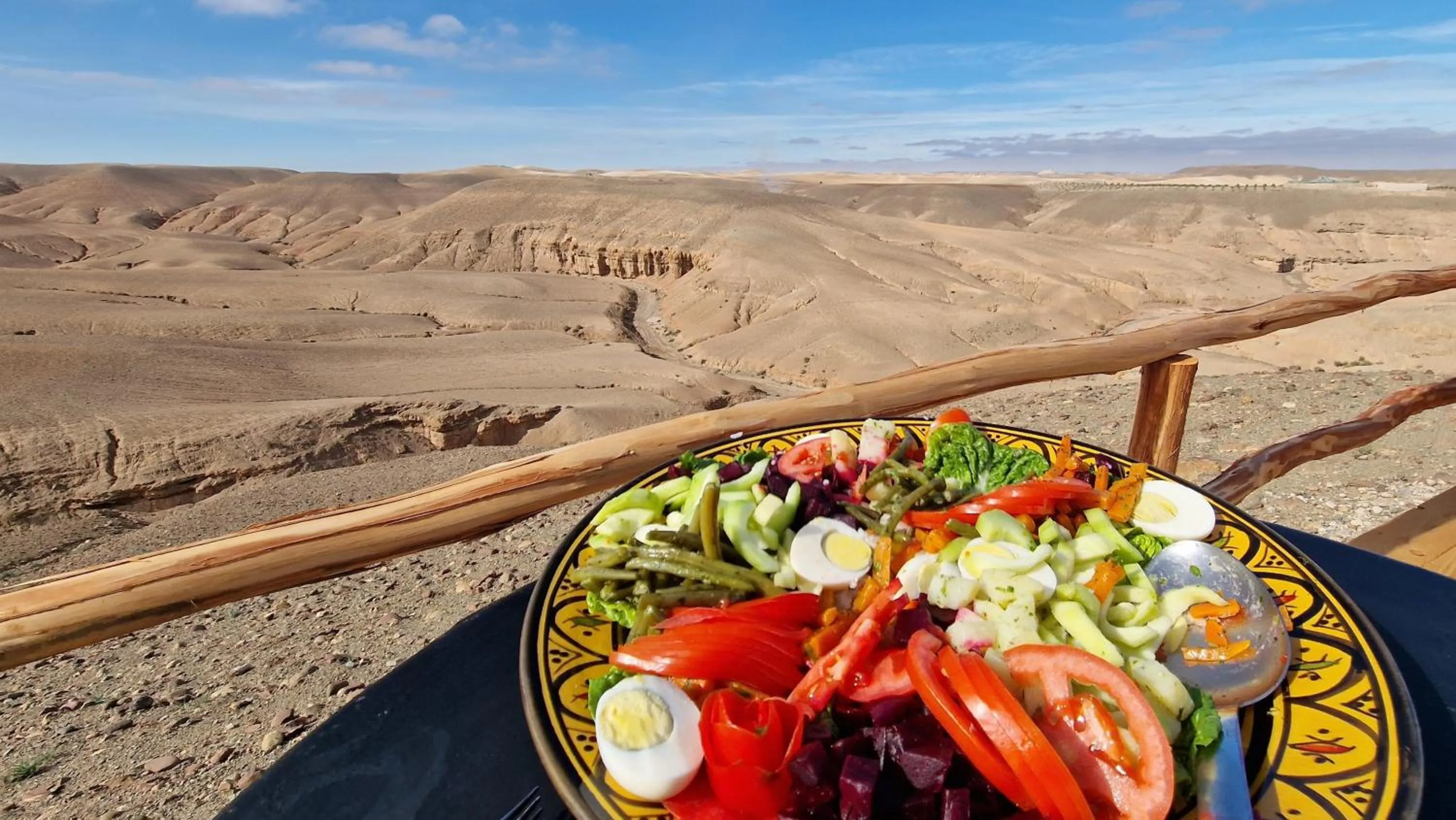 Lunch in Nkhila Lodge