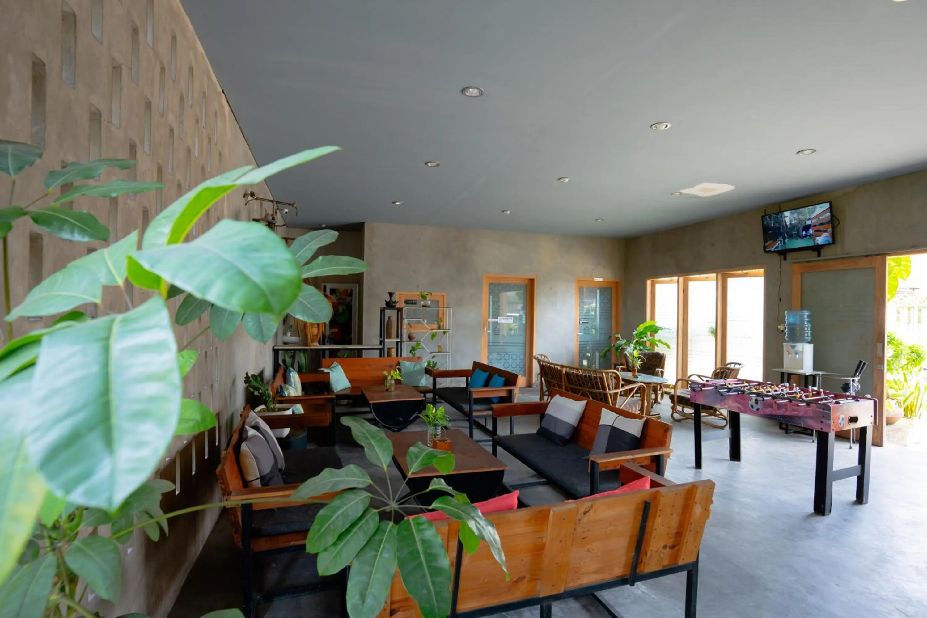 Restaurant/places to eat in RedDoorz Syariah near Lombok Epicentrum Mall