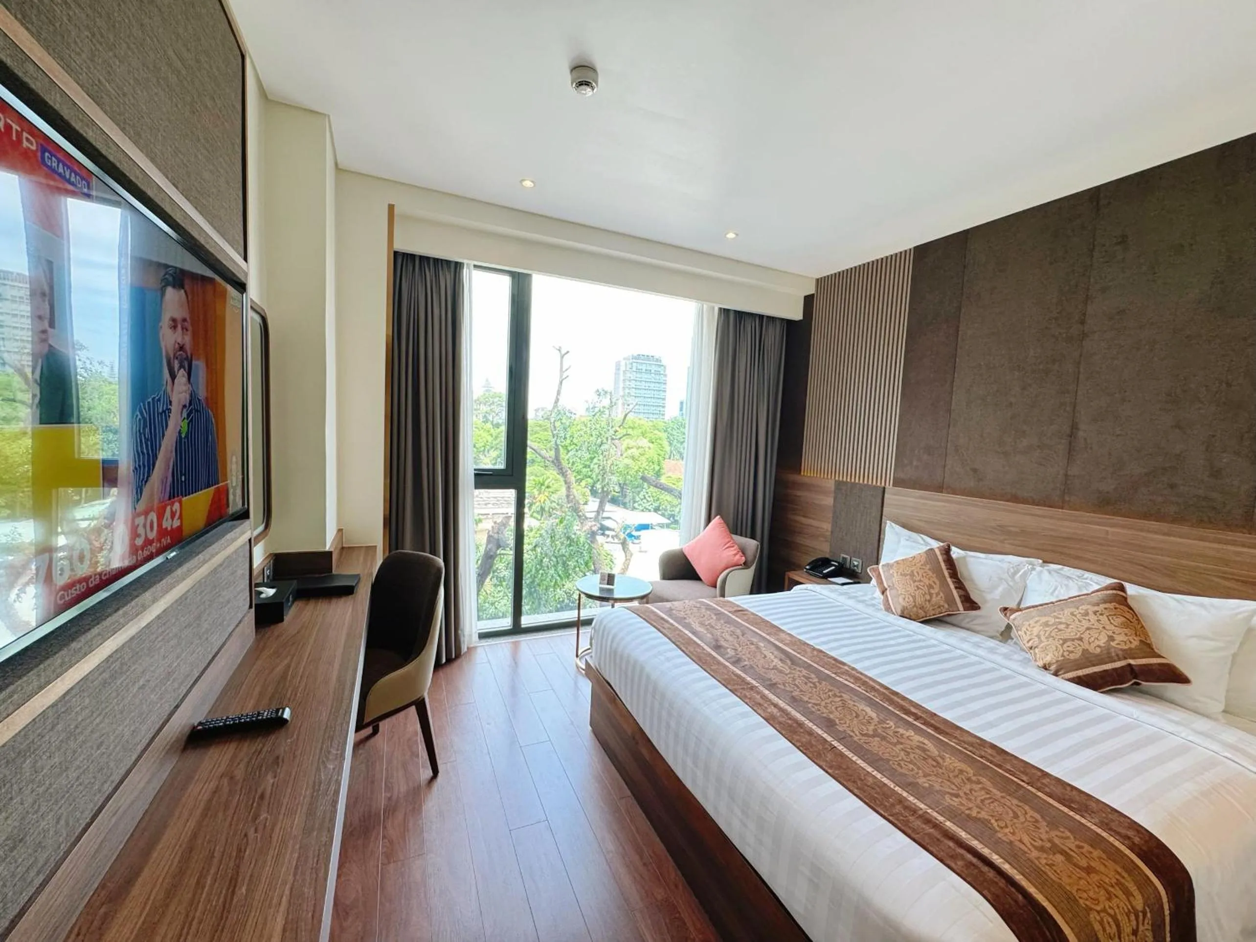 Photo of the whole room, Bed in Northern Charm Hotel