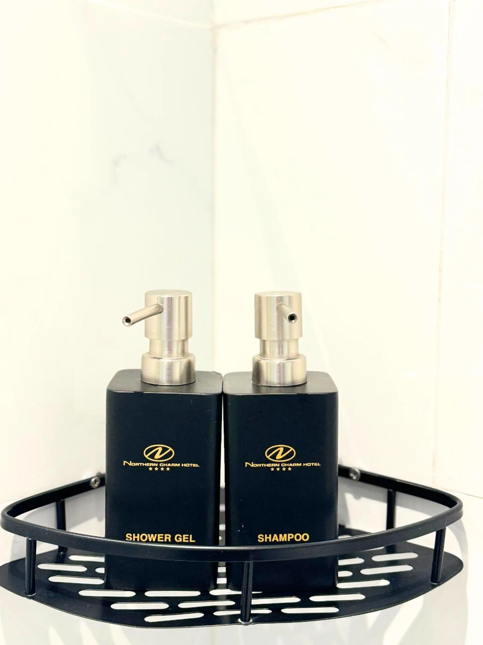 Toilet in Northern Charm Hotel