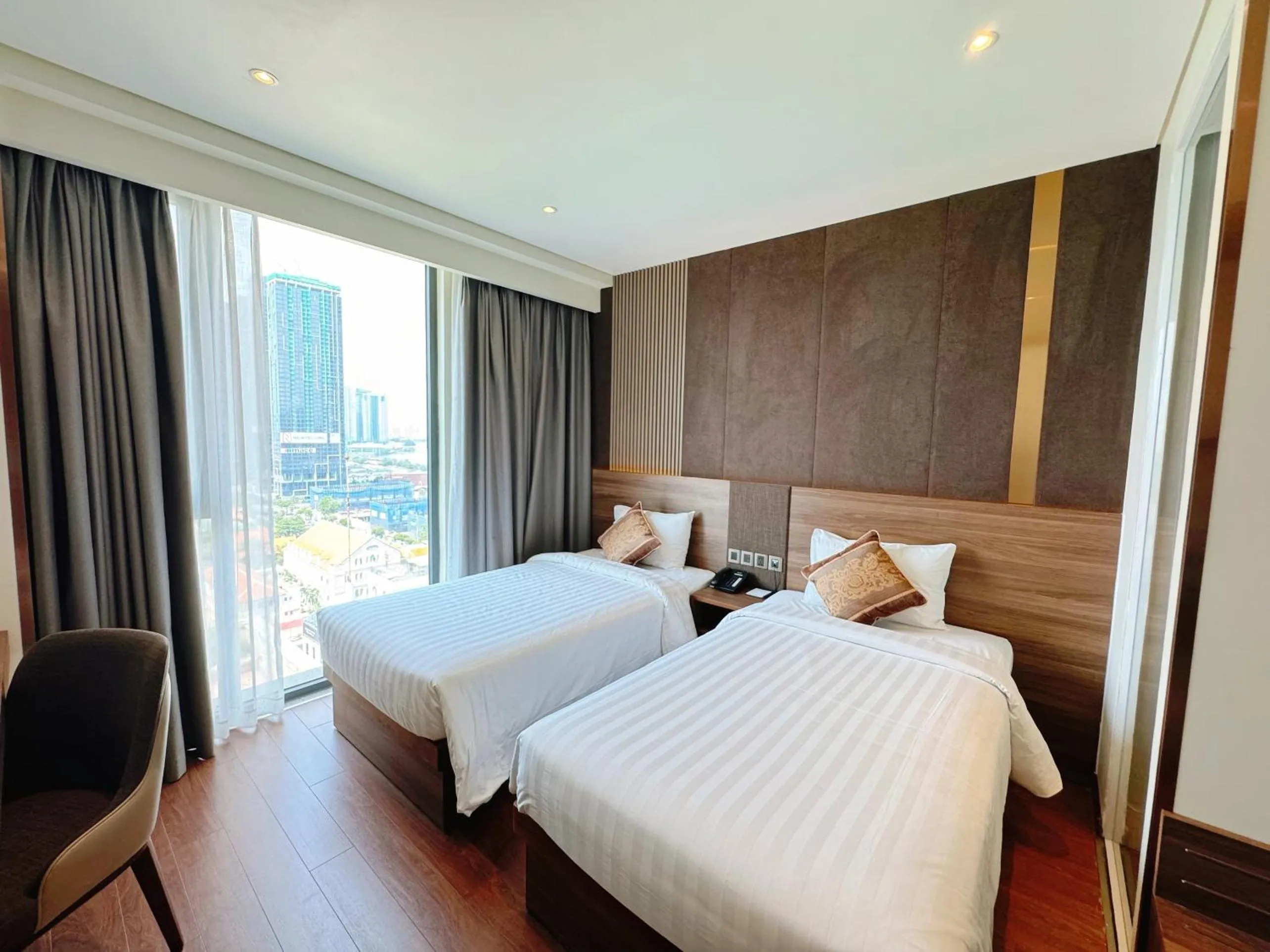 View (from property/room), Bed in Northern Charm Hotel