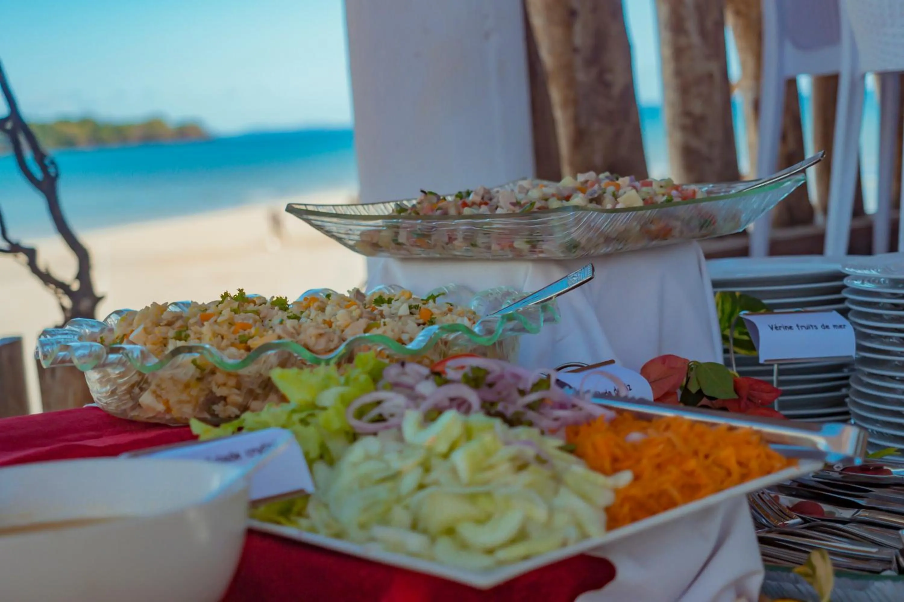 Restaurant/places to eat in La Fourmi Hotel