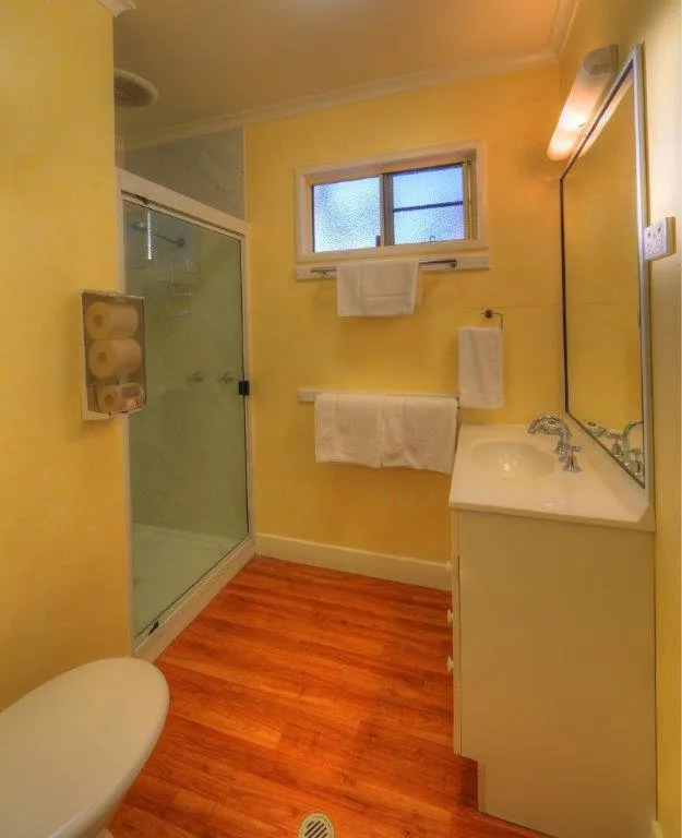 Bathroom in Kookaburra Holiday Park