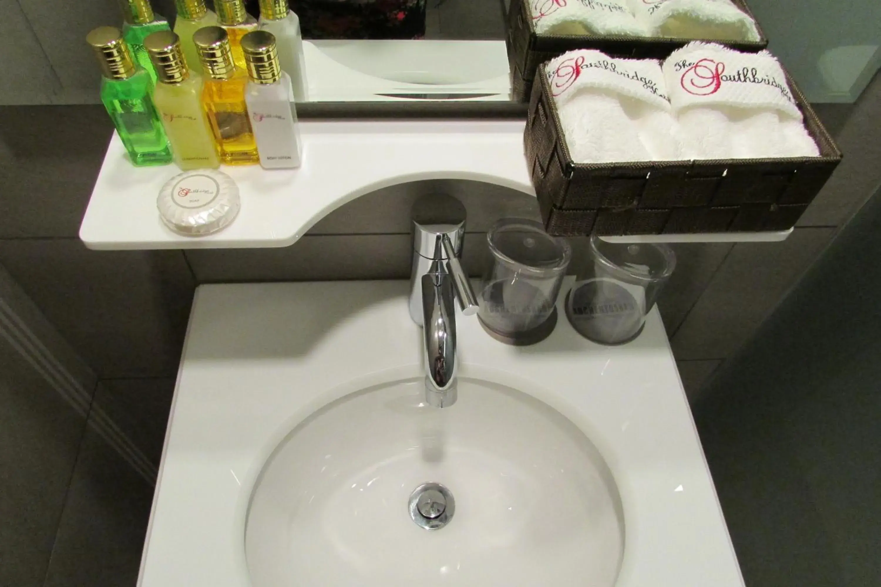 Executive King Room in The Southbridge Hotel Executive King Room in The Southbridge Hotel