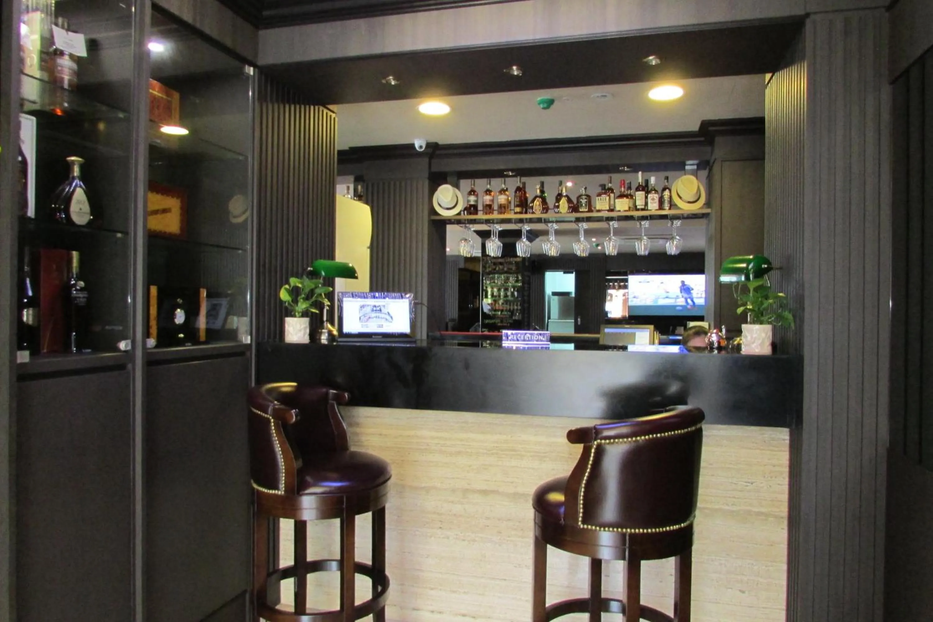 Lounge or bar in The Southbridge Hotel