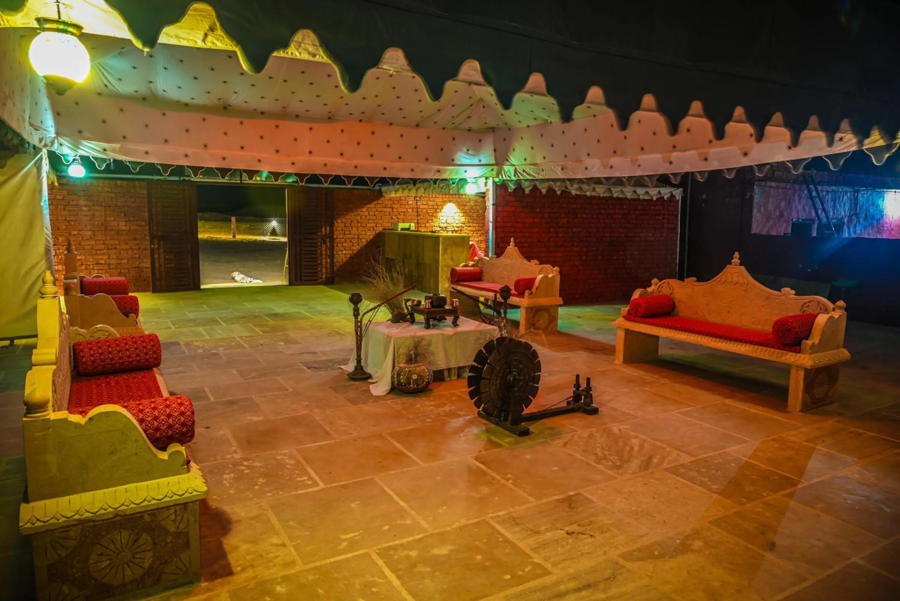 The Captain Desert Camp