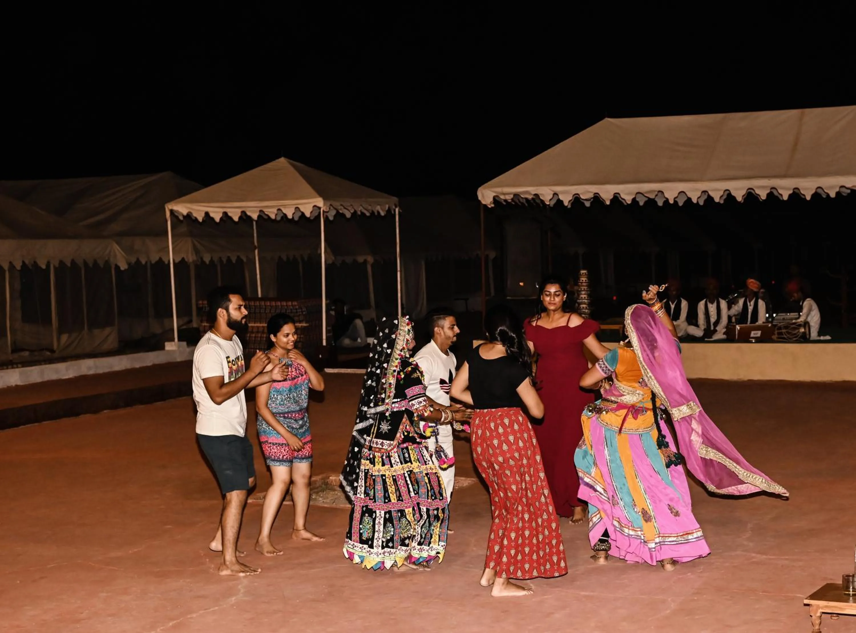 The Captain Desert Camp