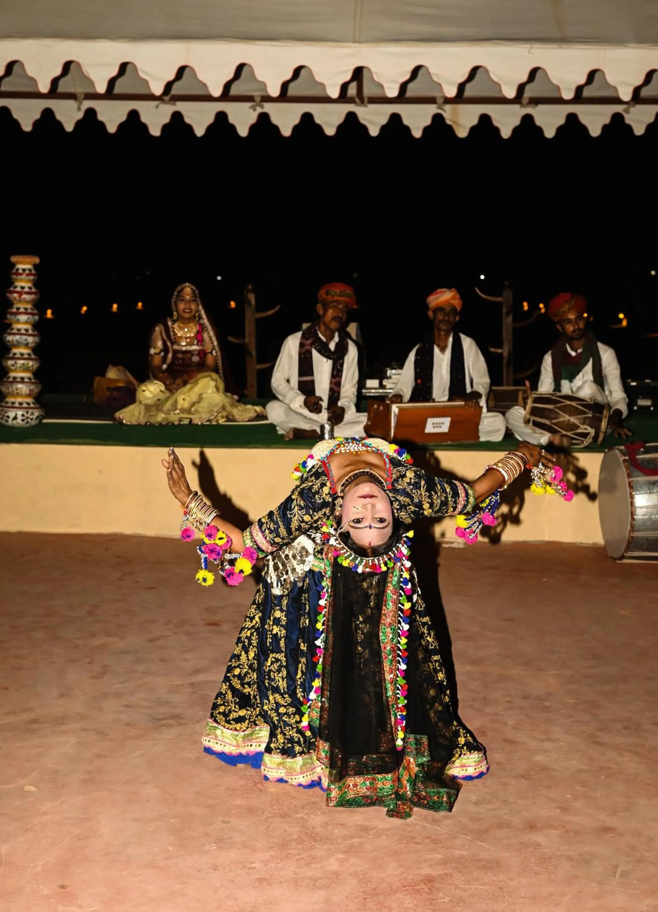 The Captain Desert Camp