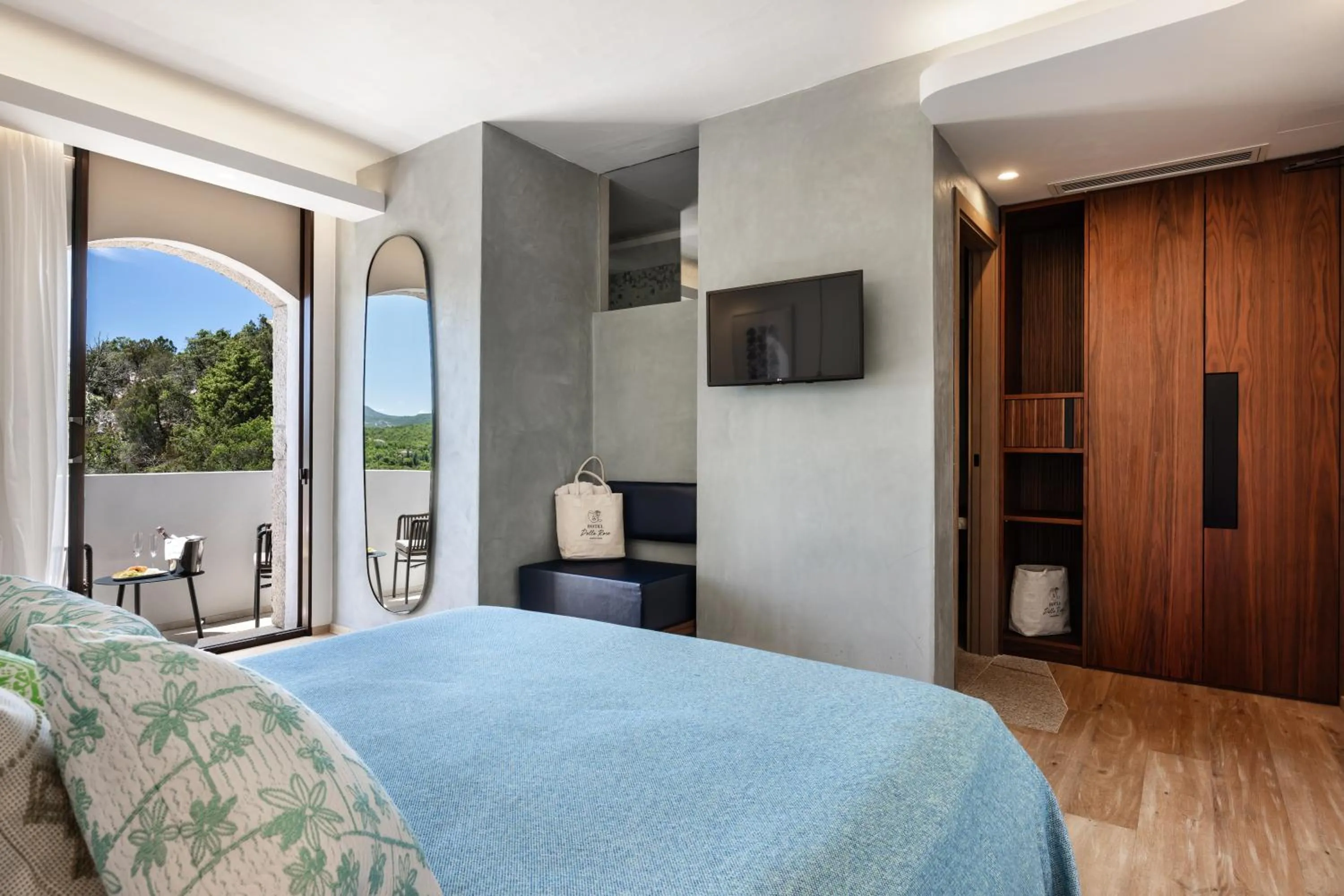 Bed in Hotel delle Rose a Luxury Boutique Hotel