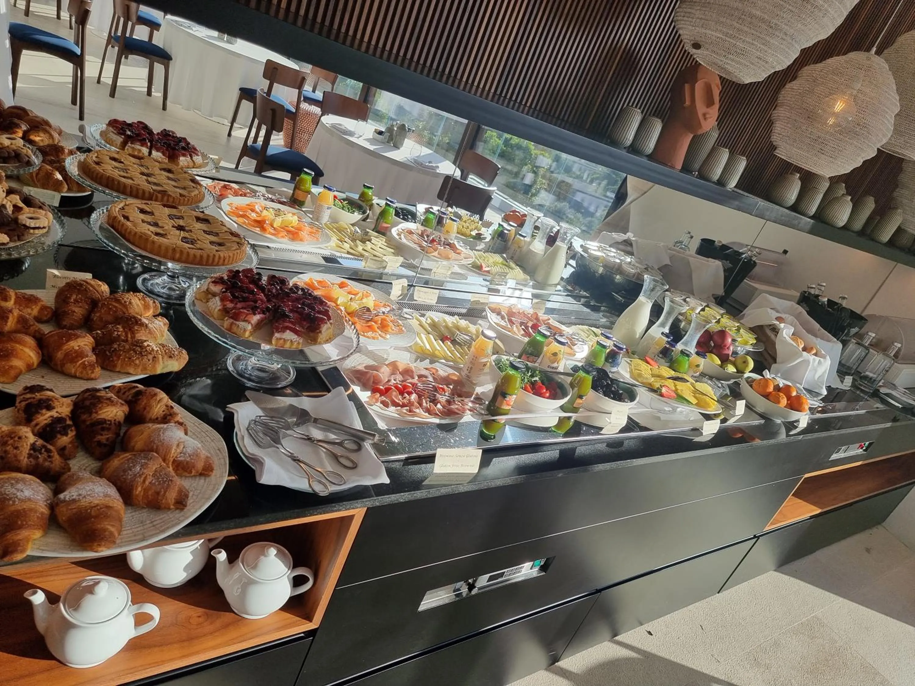 Breakfast in Hotel delle Rose a Luxury Boutique Hotel