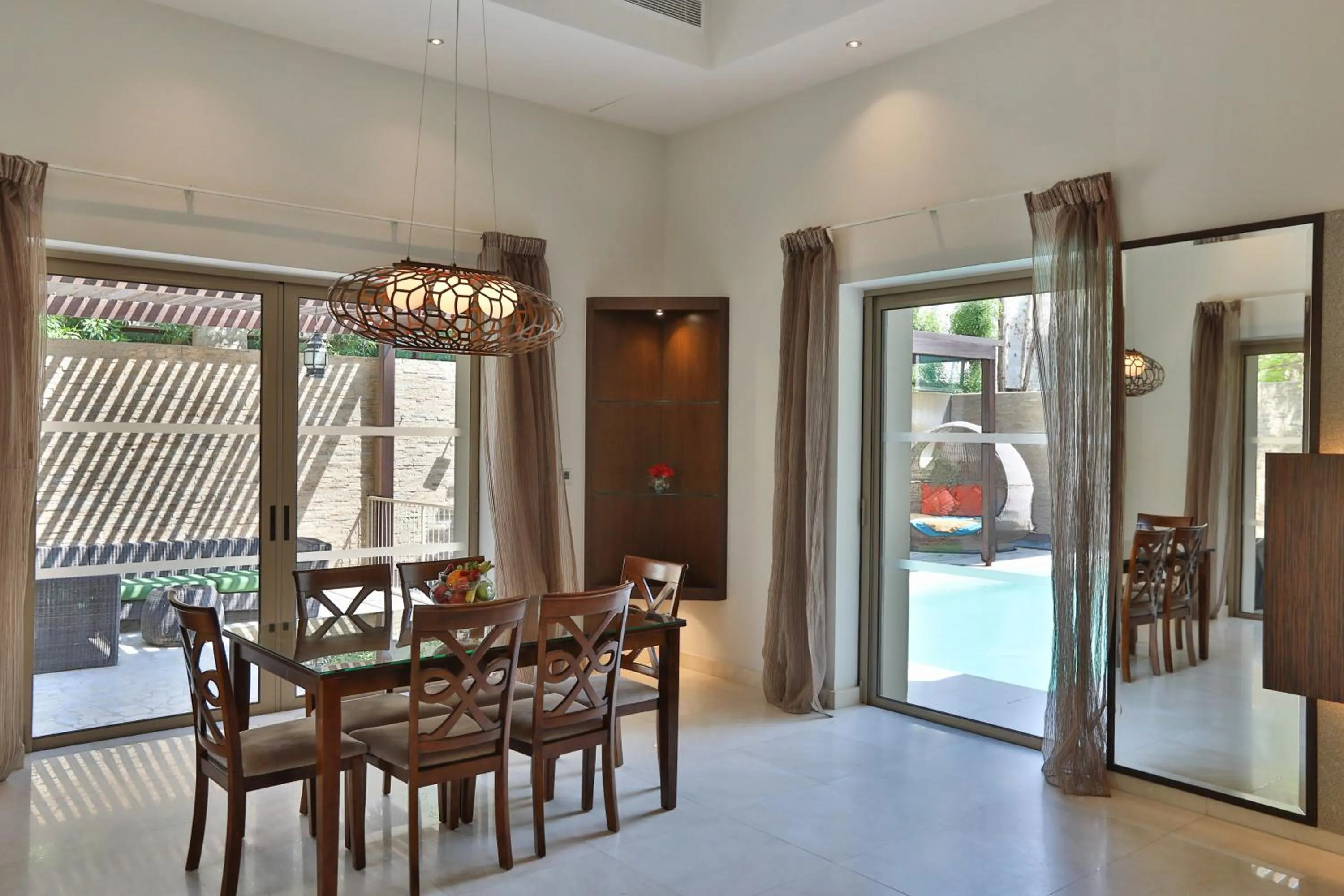 Living room in Meliá Desert Palm Member of Meliá Collection