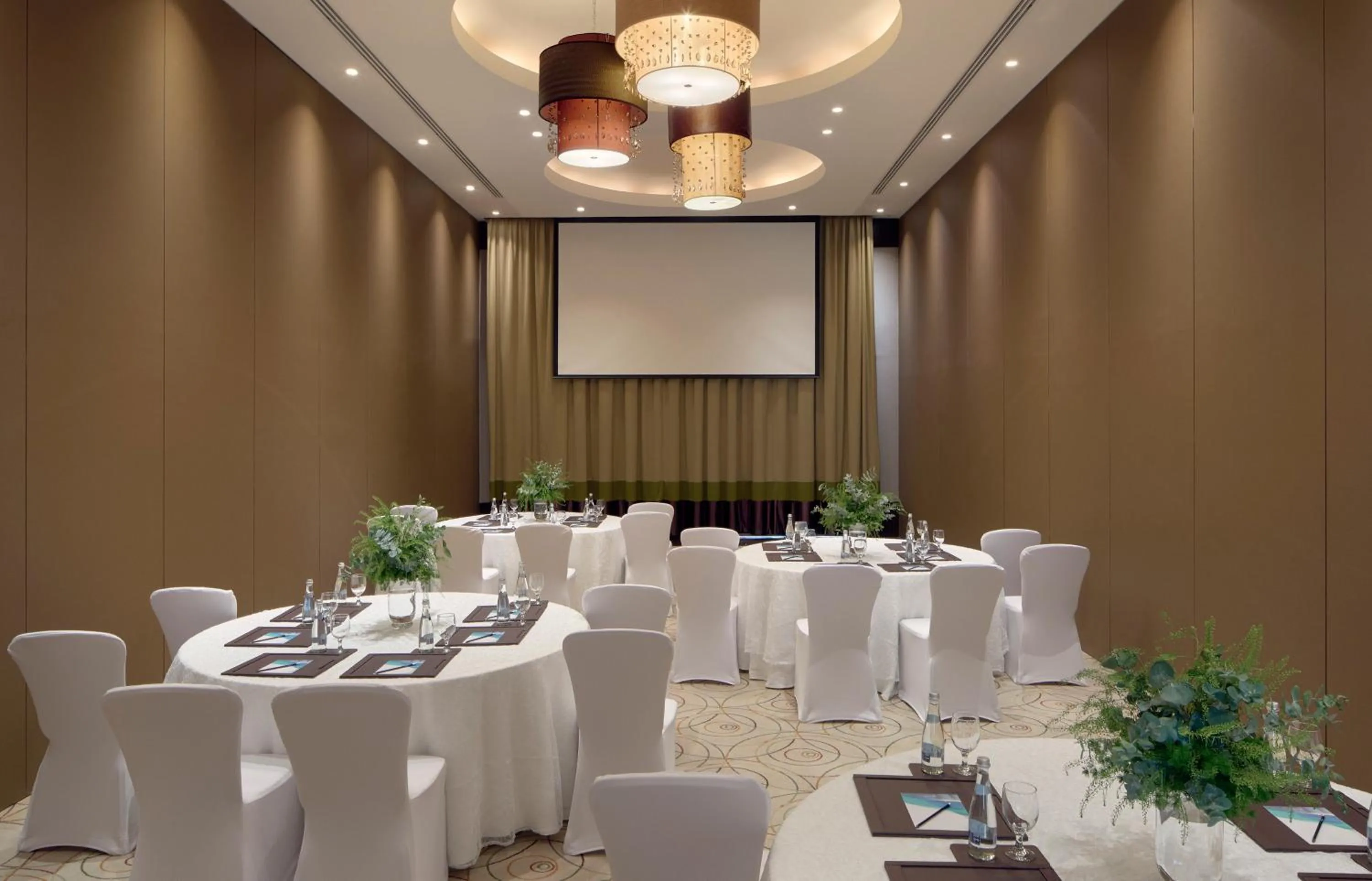 Meeting/conference room in Meliá Desert Palm Member of Meliá Collection