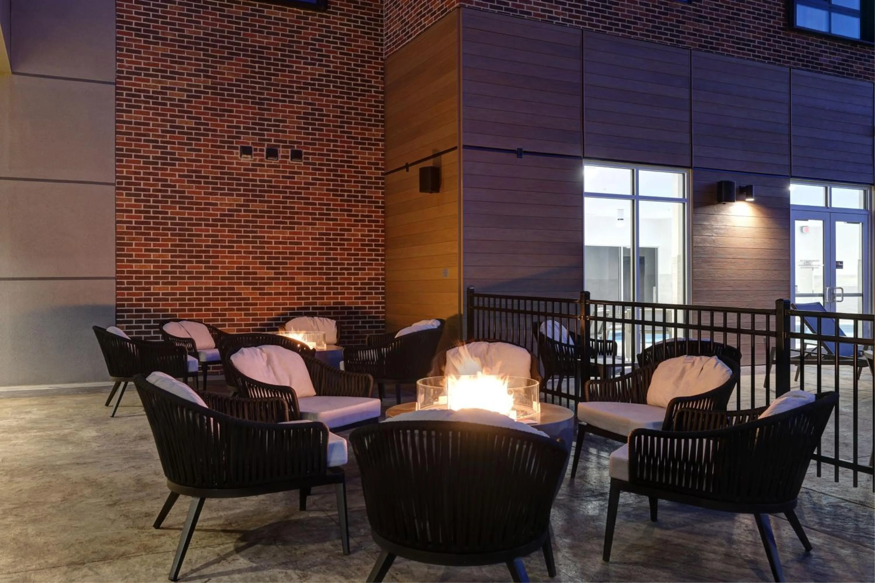 Restaurant/places to eat in Courtyard by Marriott Iowa City University Heights