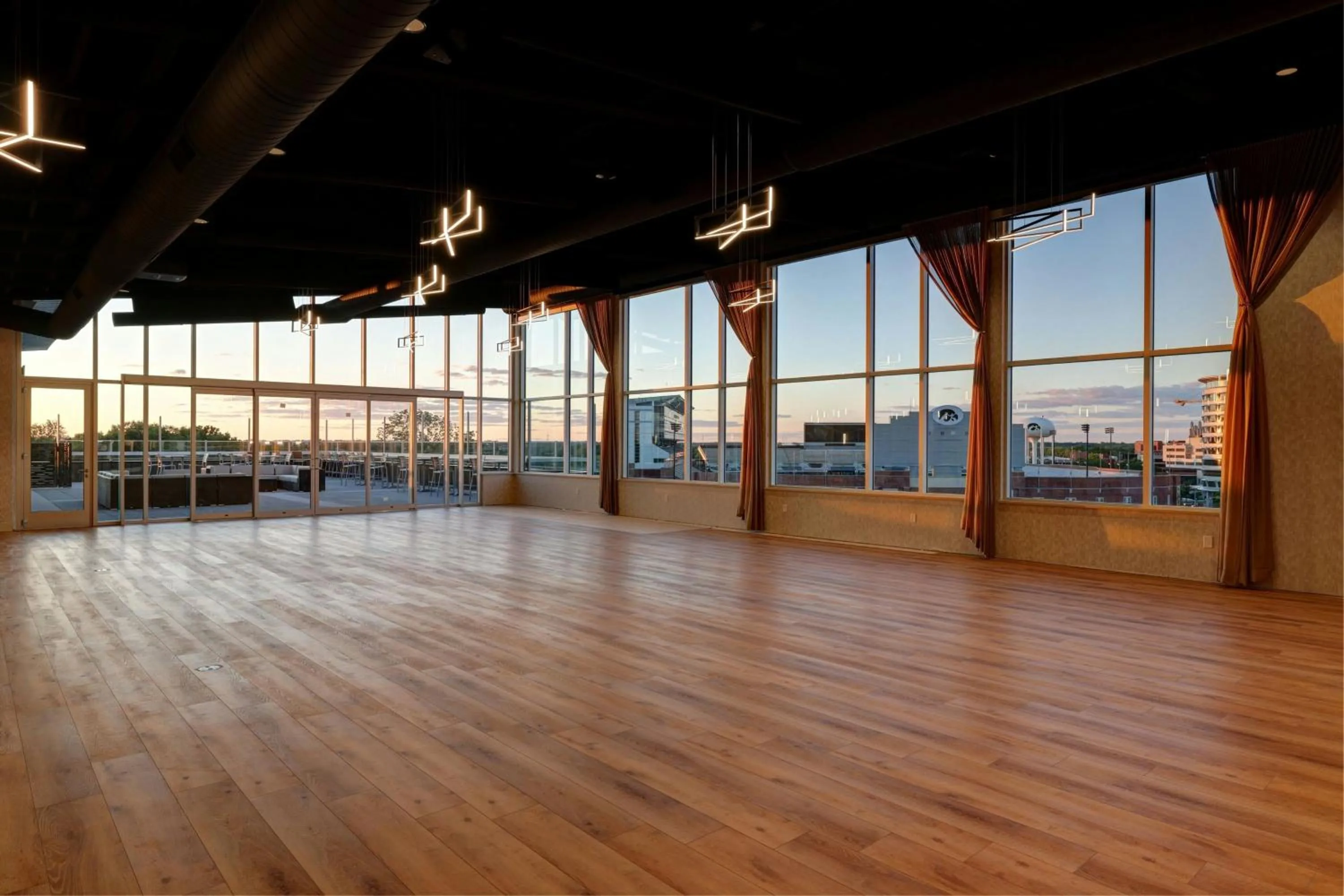 Meeting/conference room in Courtyard by Marriott Iowa City University Heights