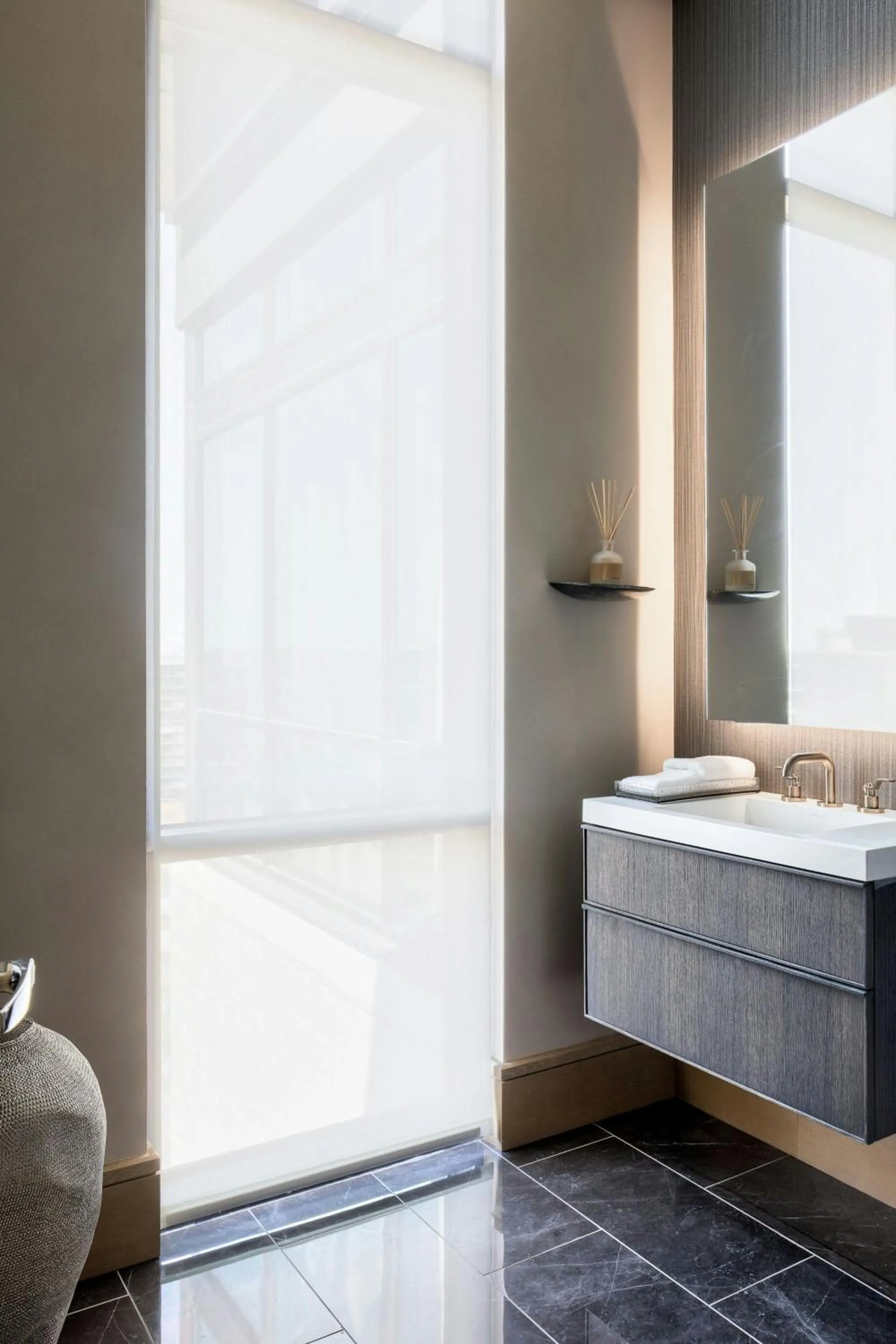 Bathroom in Marriott Dallas Uptown