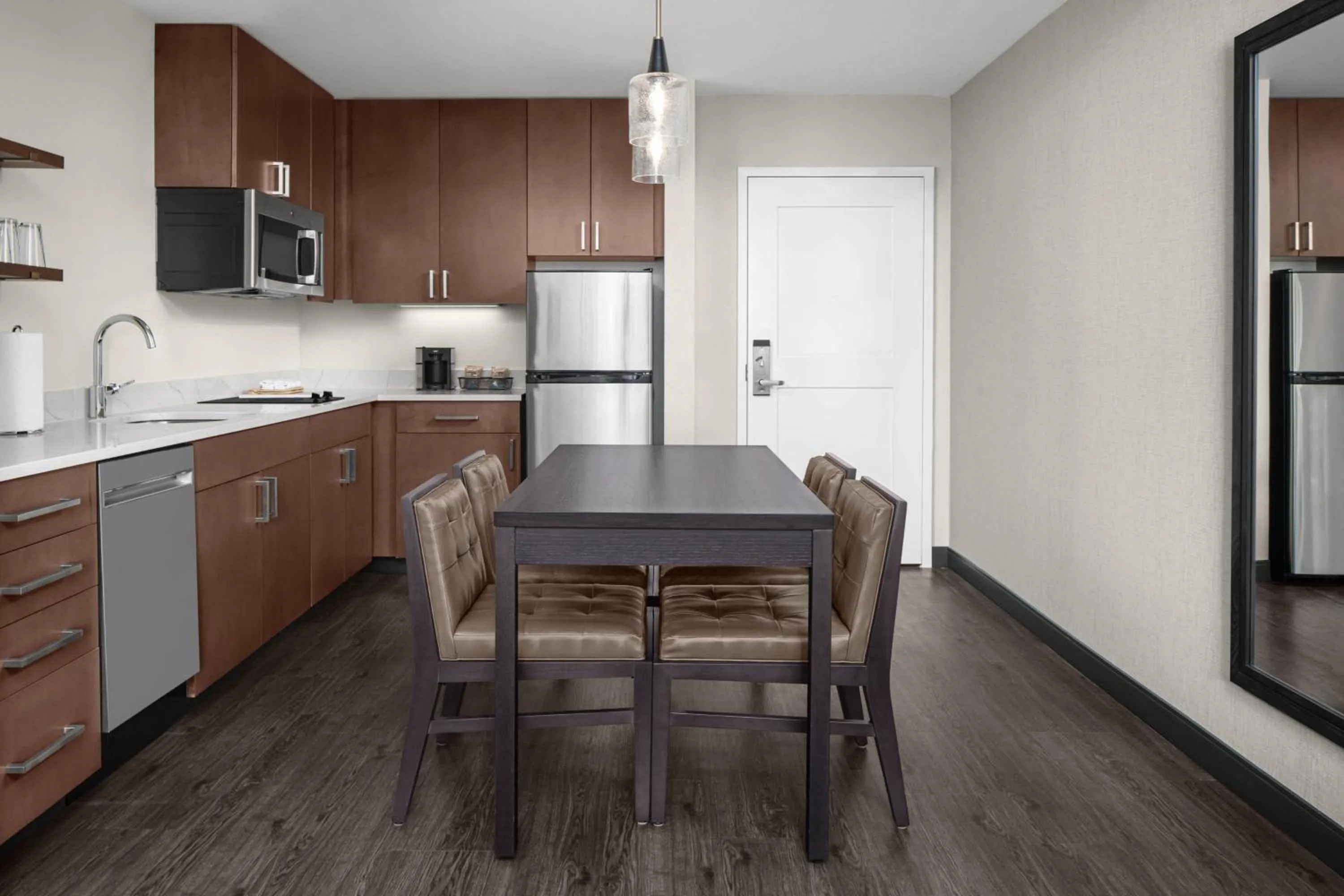 Bedroom in Residence Inn By Marriott Jacksonville-Mayo Clinic Area