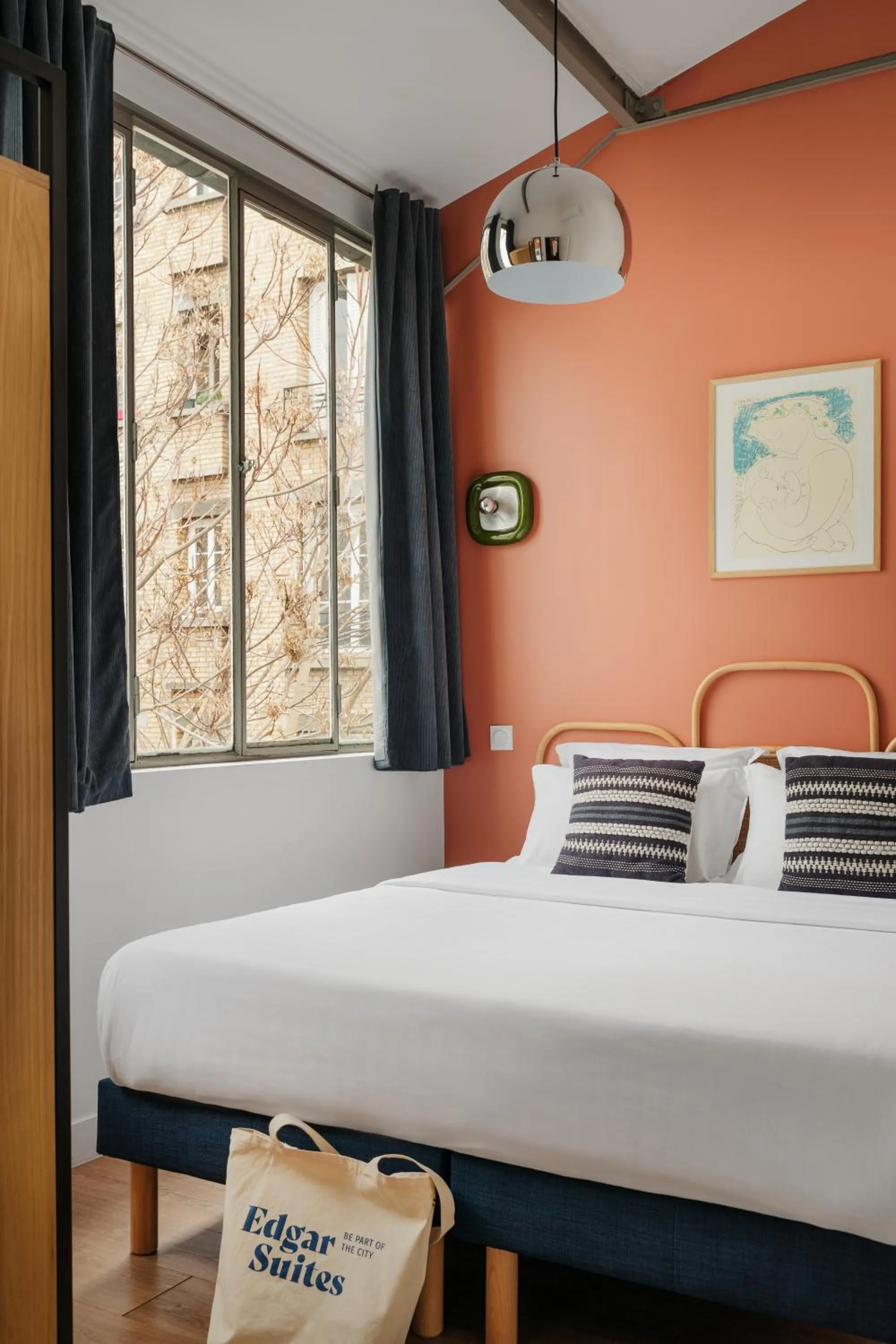 Bedroom, Bed in Edgar Suites Martyrs - Loft