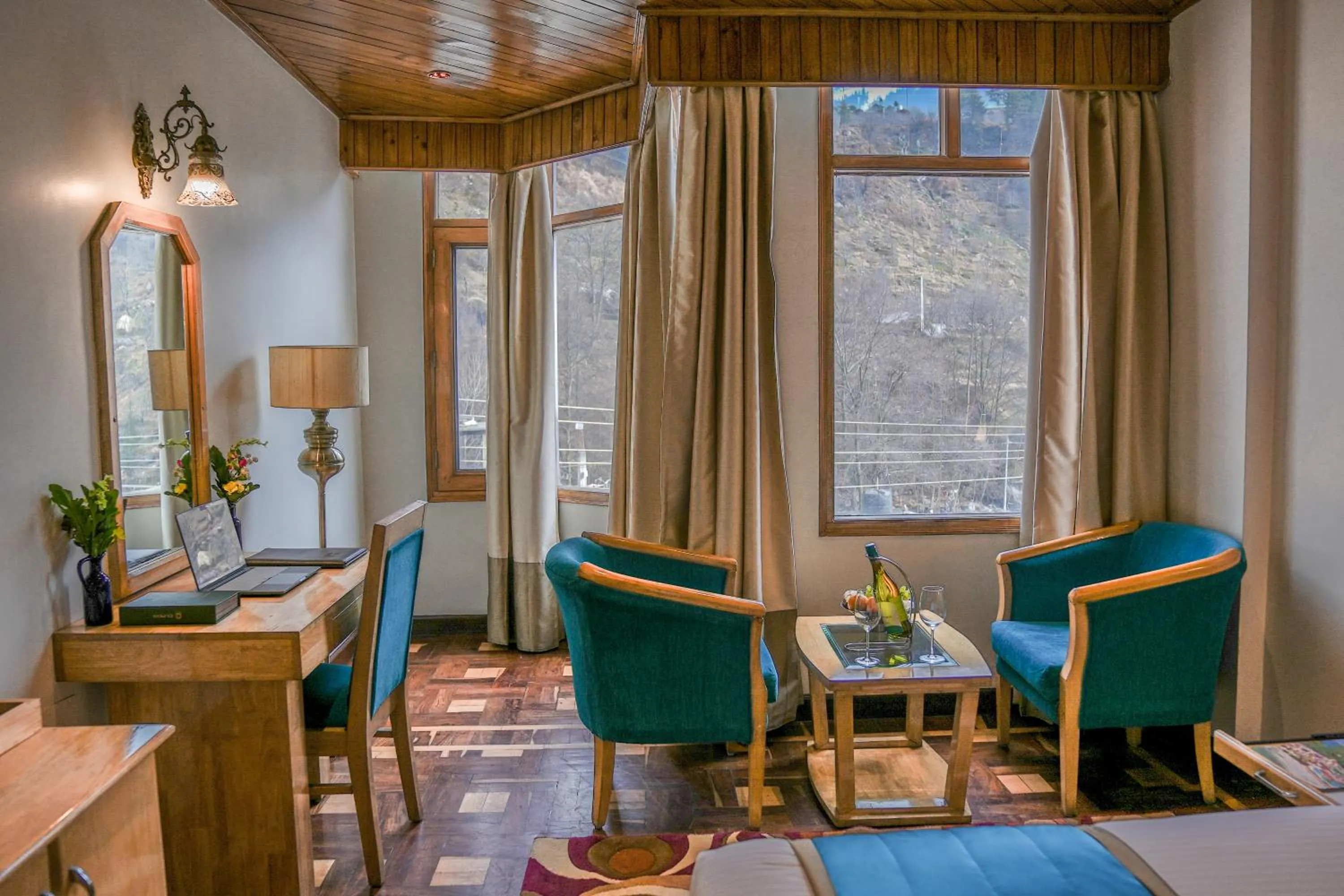 Bravia Hotel Manali Inn