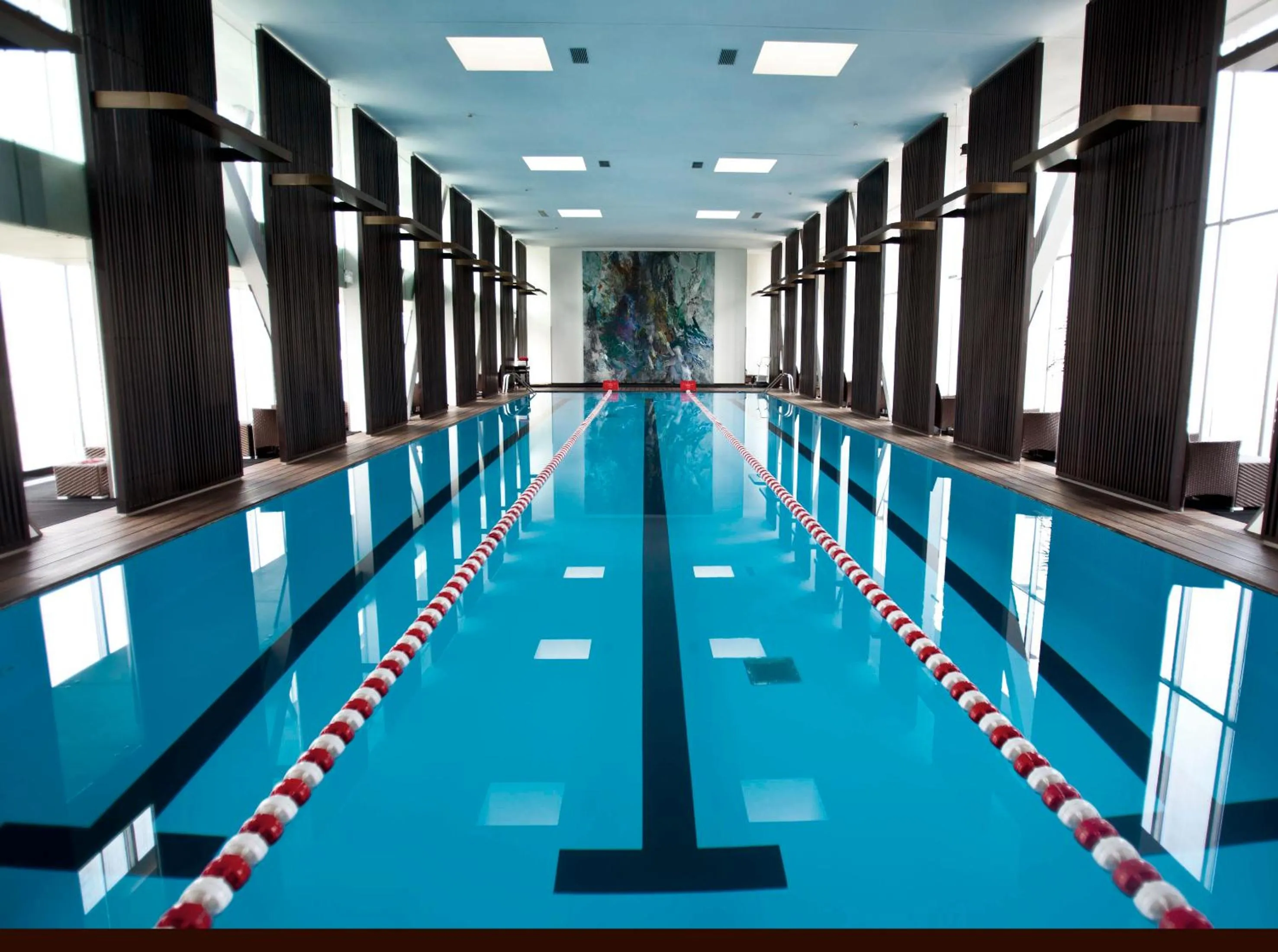 Fitness centre/facilities, Swimming Pool in Hotel MoMc