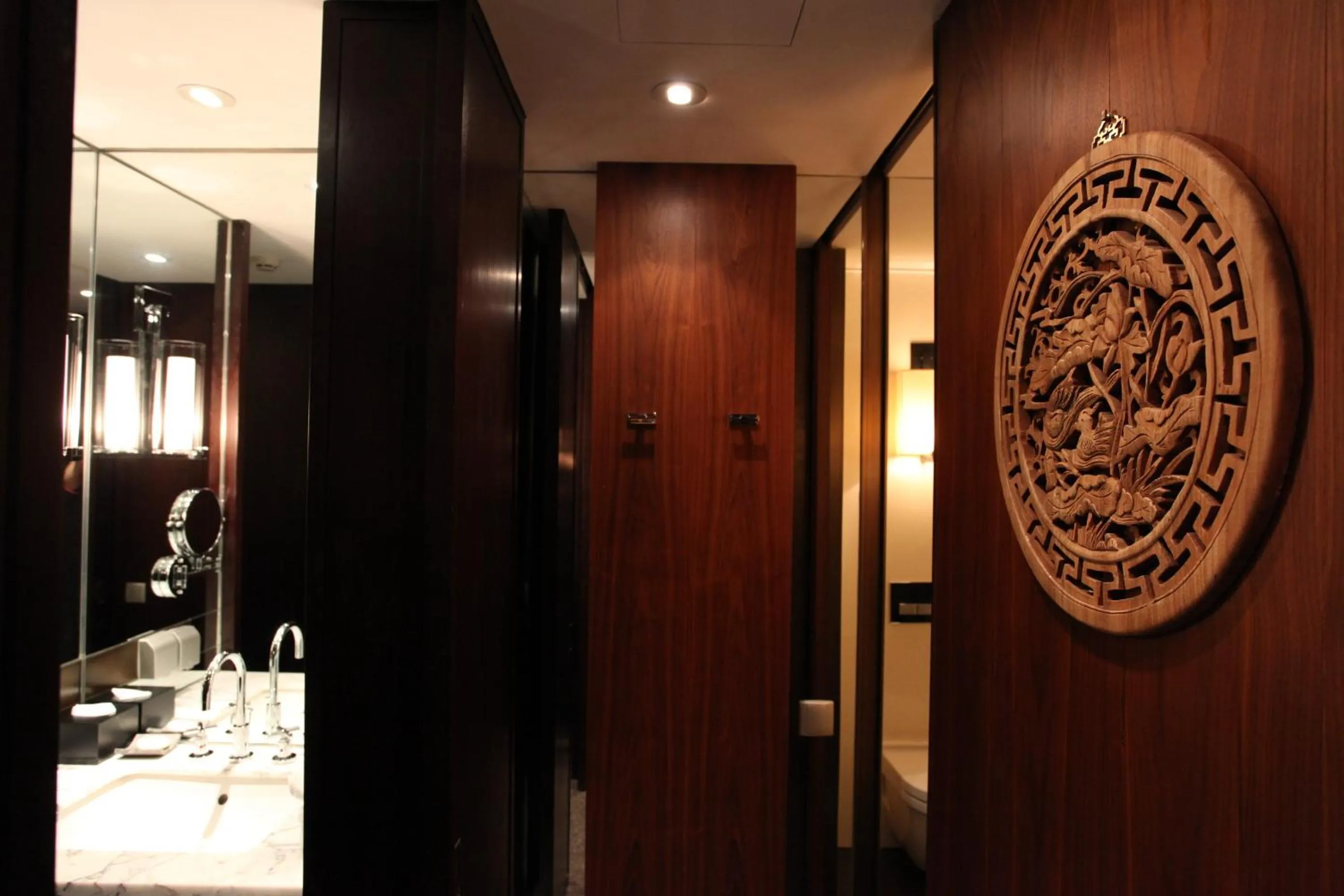 Decorative detail, Property Logo/Sign in Hotel MoMc