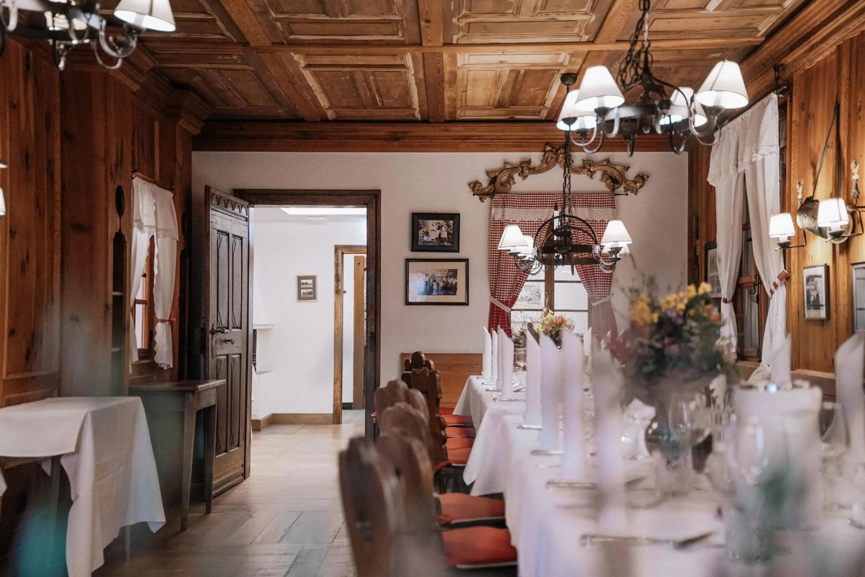 Restaurant/places to eat in Landhotel Waldhaus