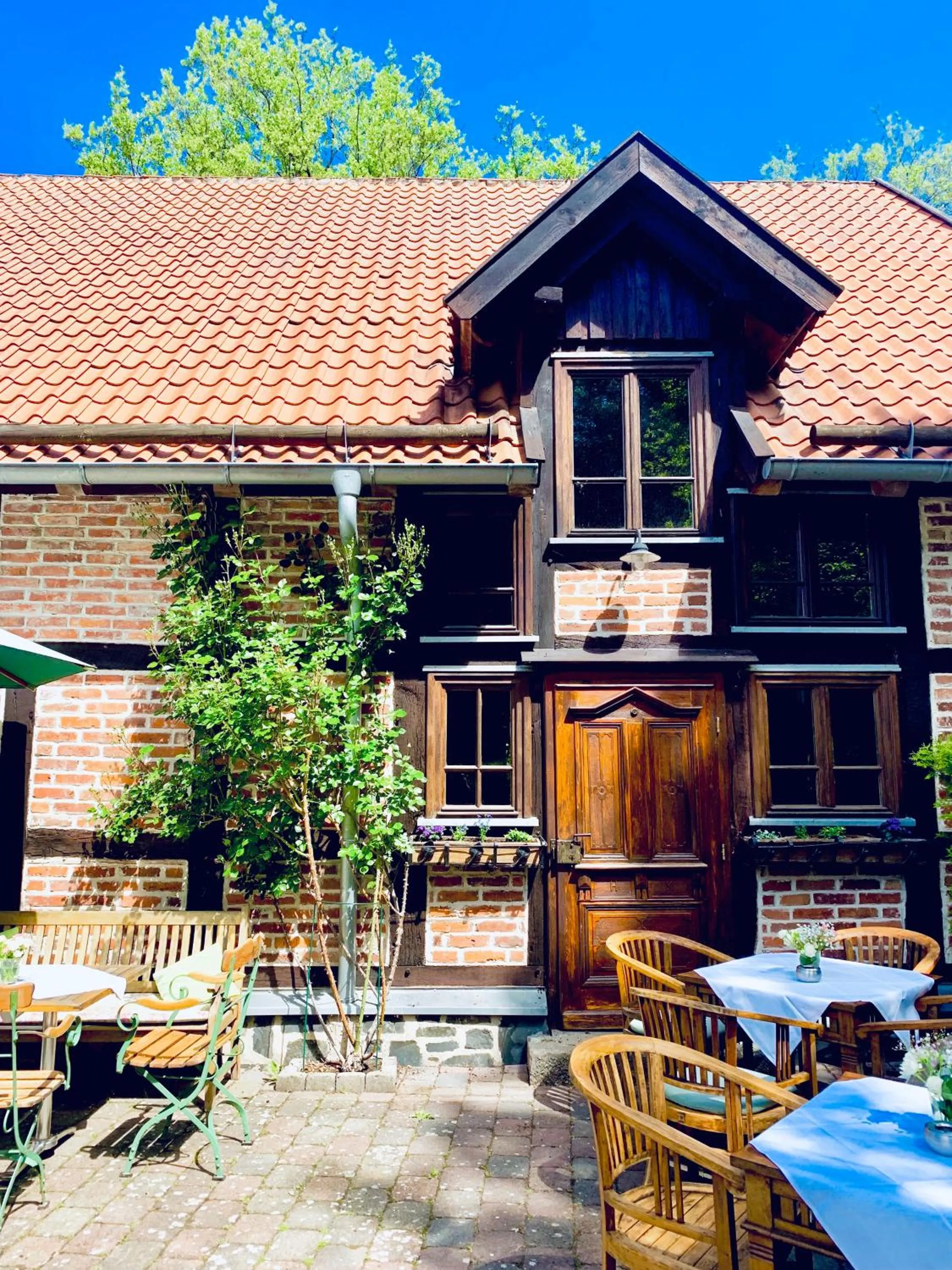 Patio in Landhotel Waldhaus
