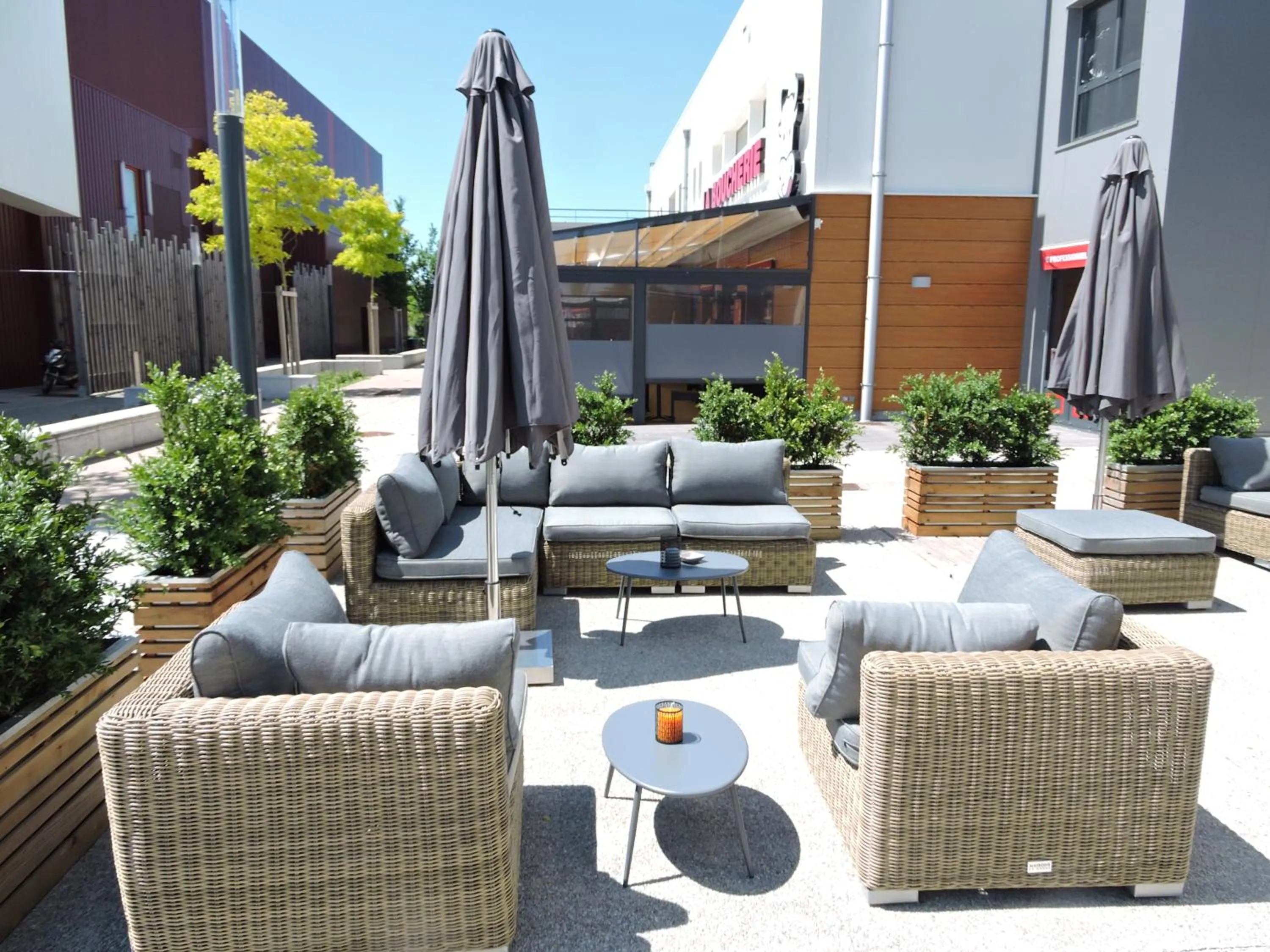 Patio in Kyriad Auray