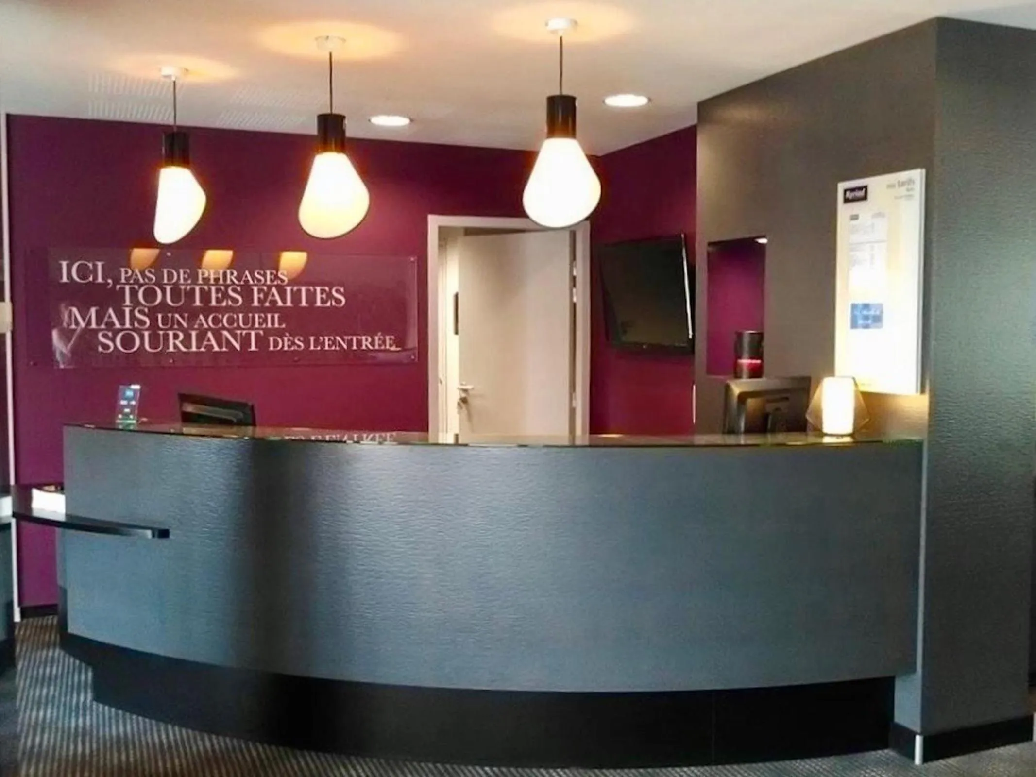 Lobby or reception in Kyriad Auray