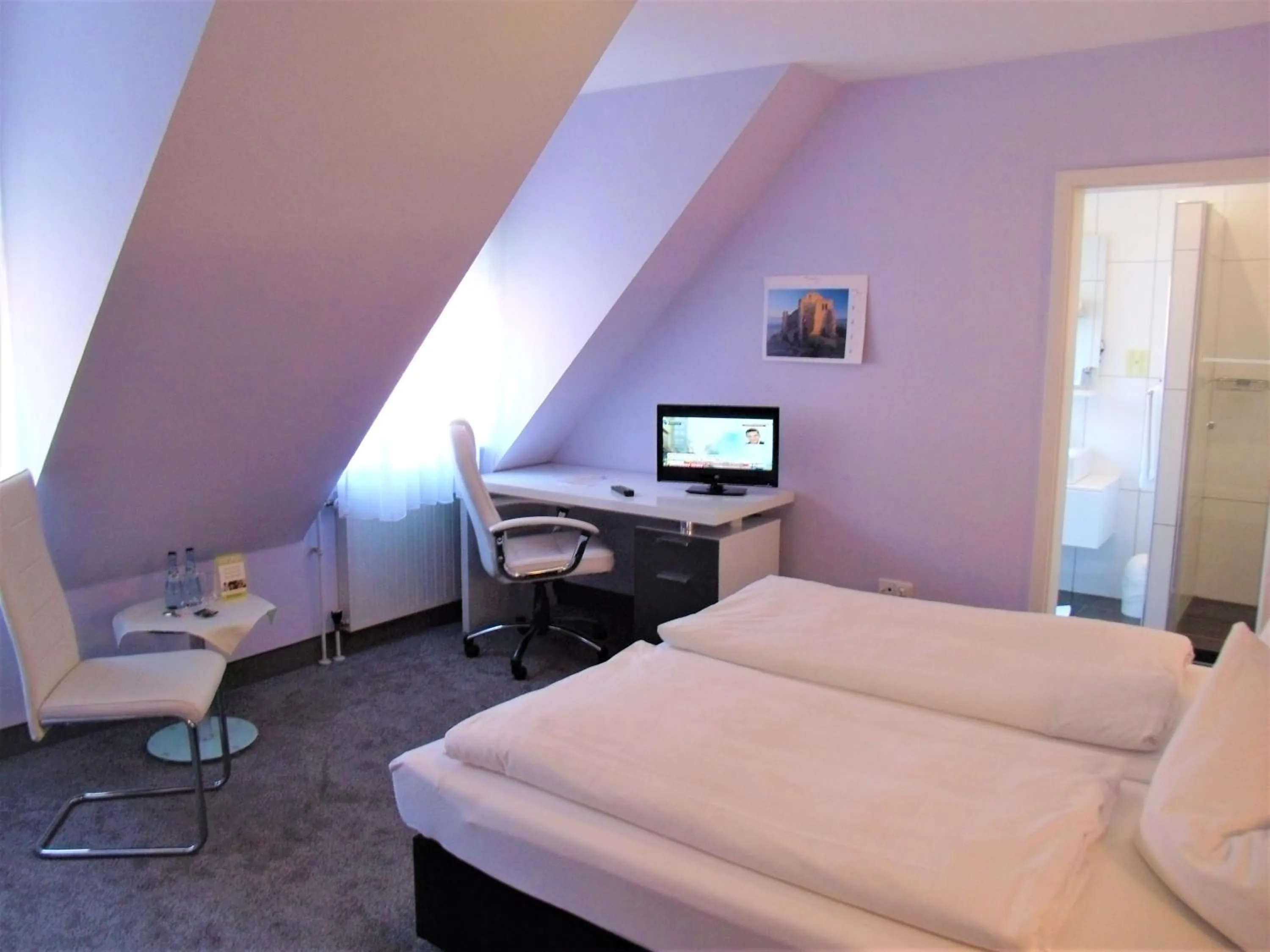 Photo of the whole room, Bed in Hotel Brehm