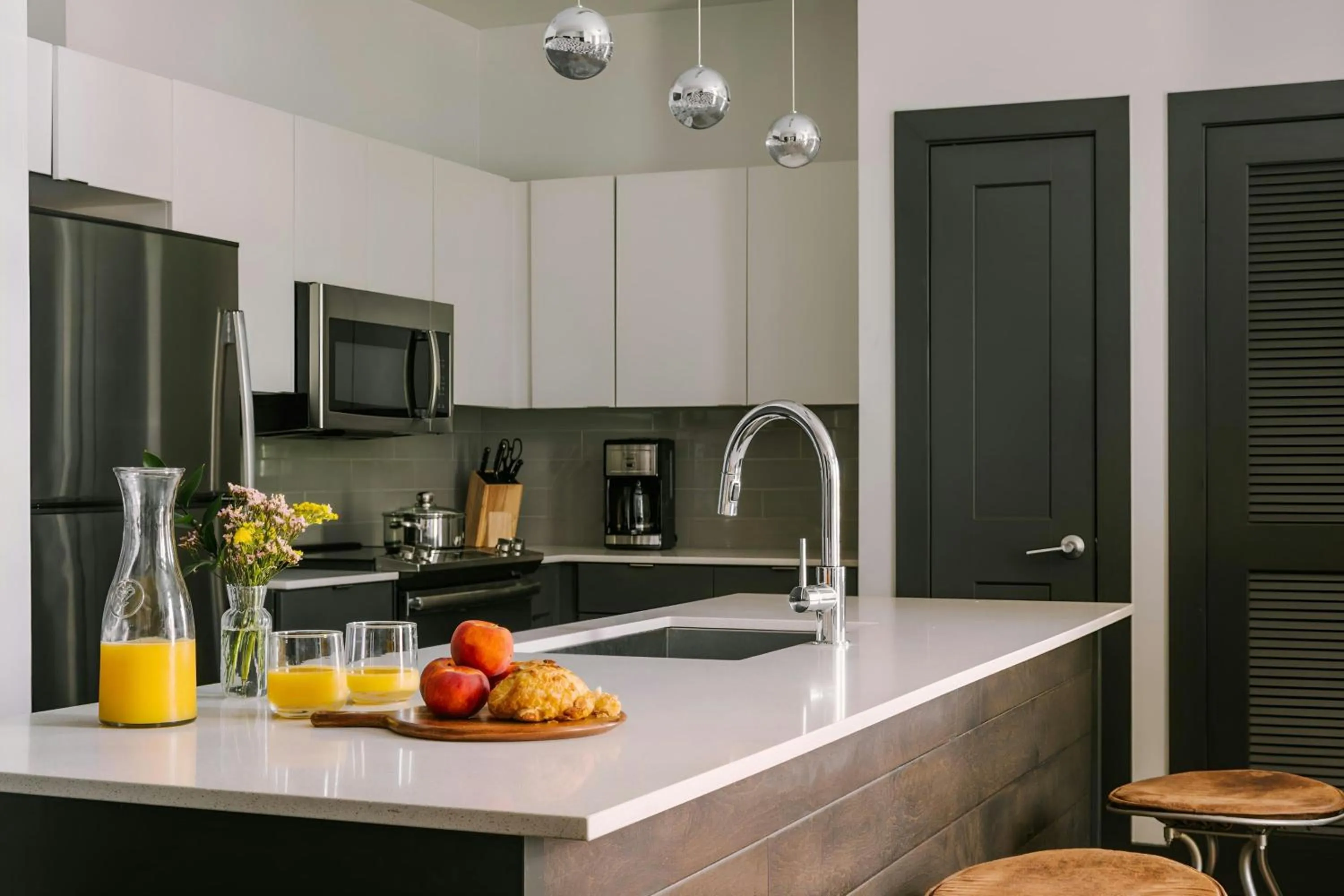 Kitchen or kitchenette in Sonder by Marriott Bonvoy Village 21 Apartments Hillsboro Village