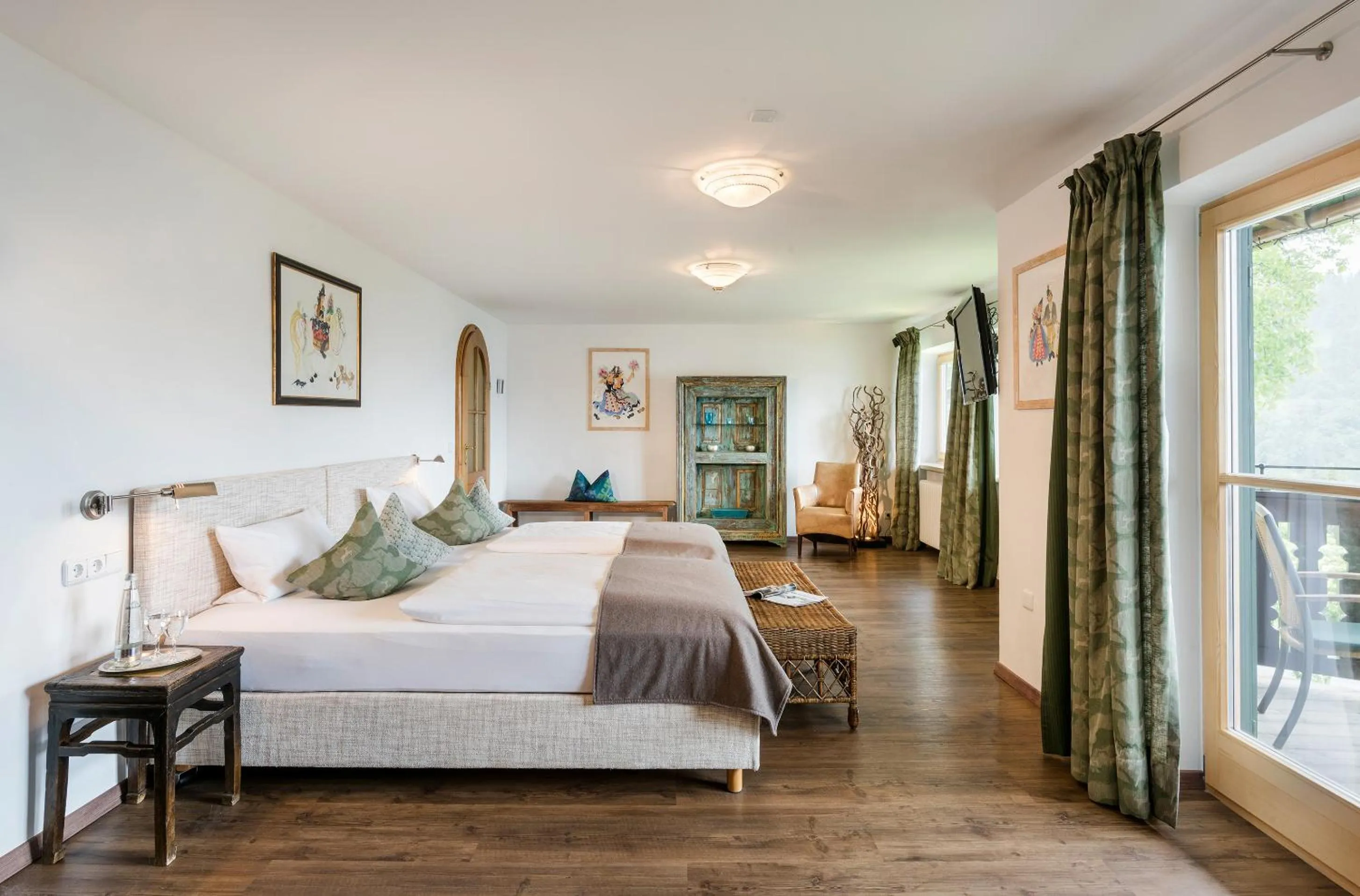 View (from property/room), Bed in Der Westerhof Hotel