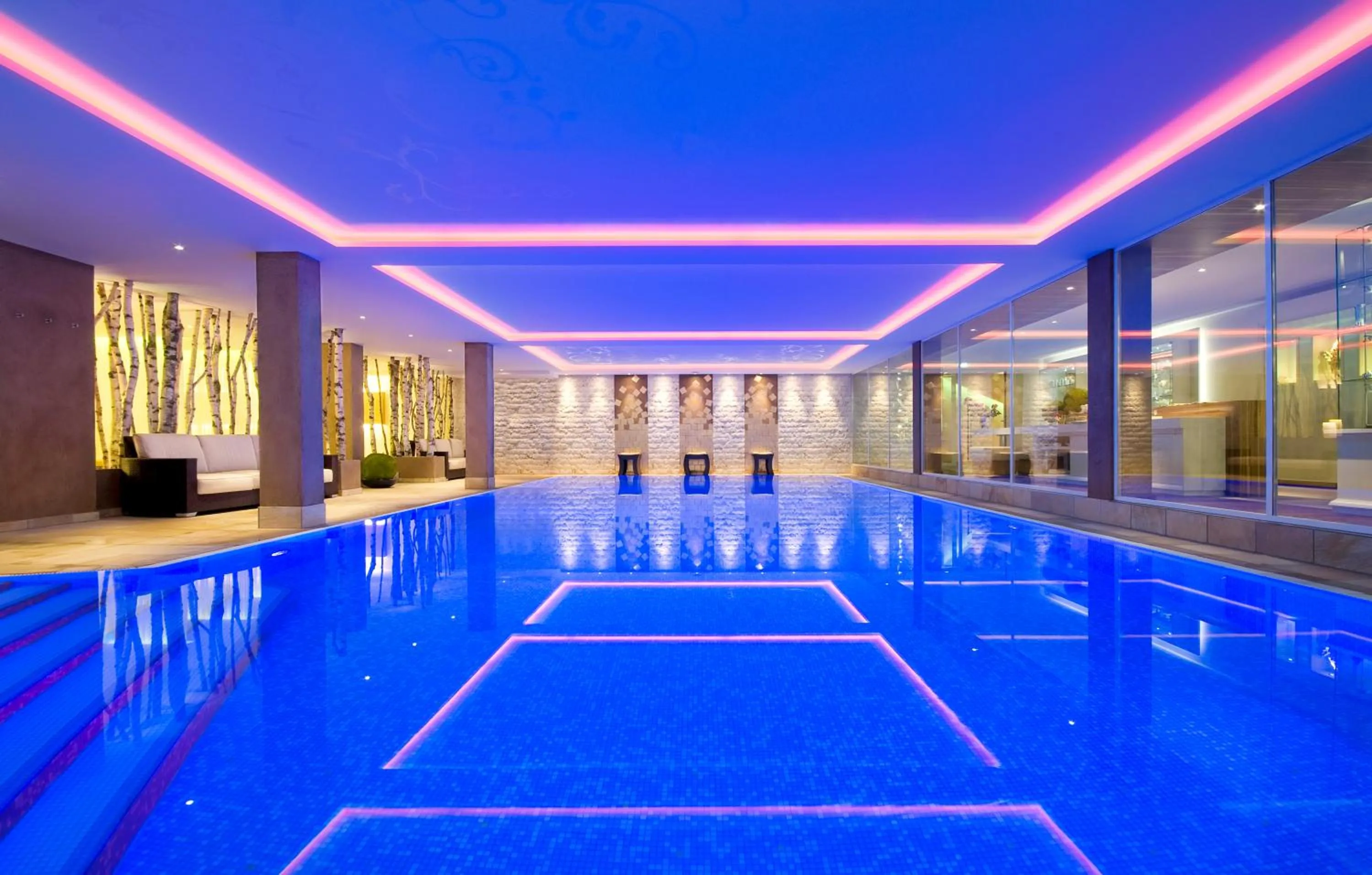 Swimming pool in Sackmann Genuss und Spa Resort