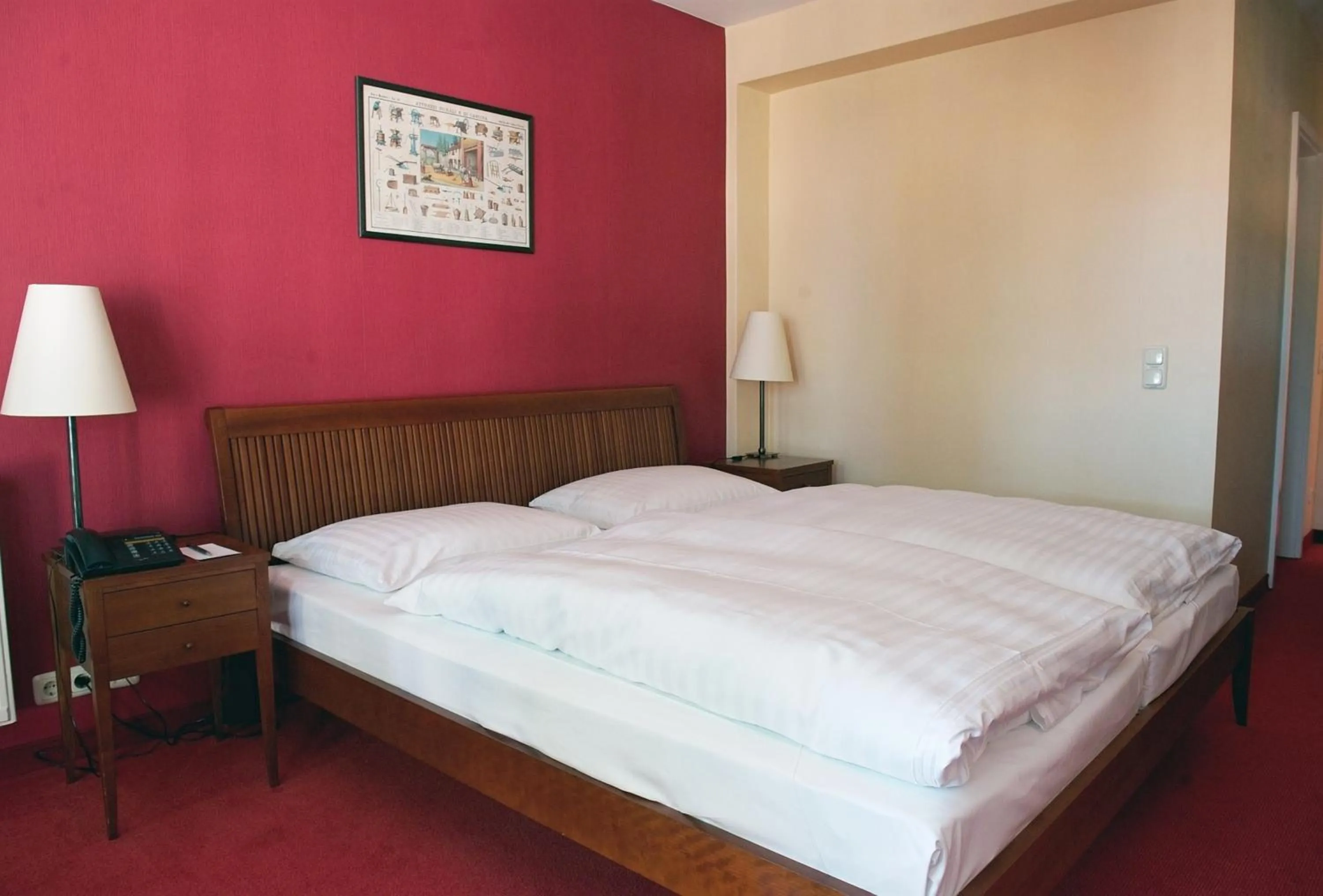 Photo of the whole room, Bed in Romantik Hotel Kaufmannshof