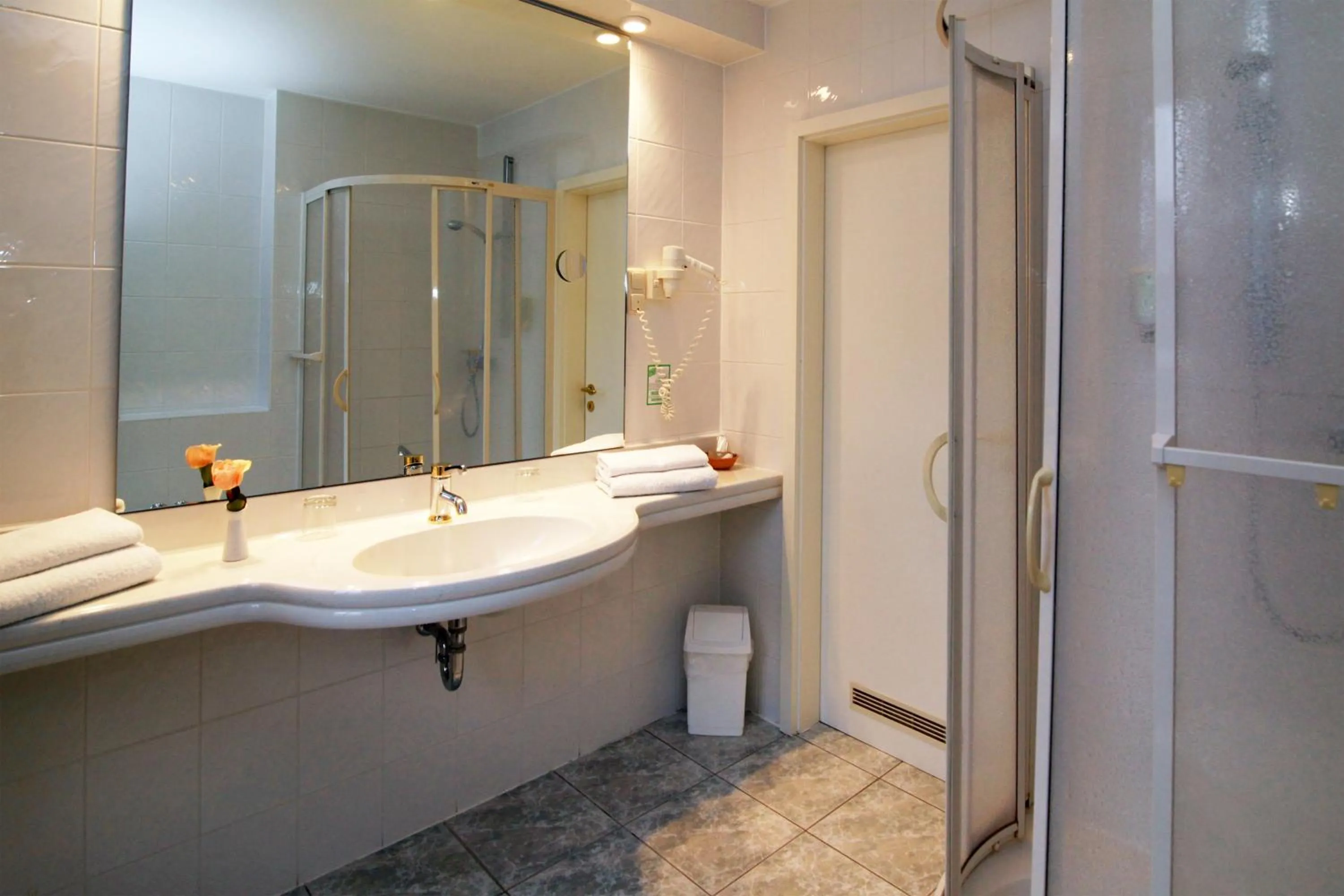 Bathroom in Romantik Hotel Kaufmannshof