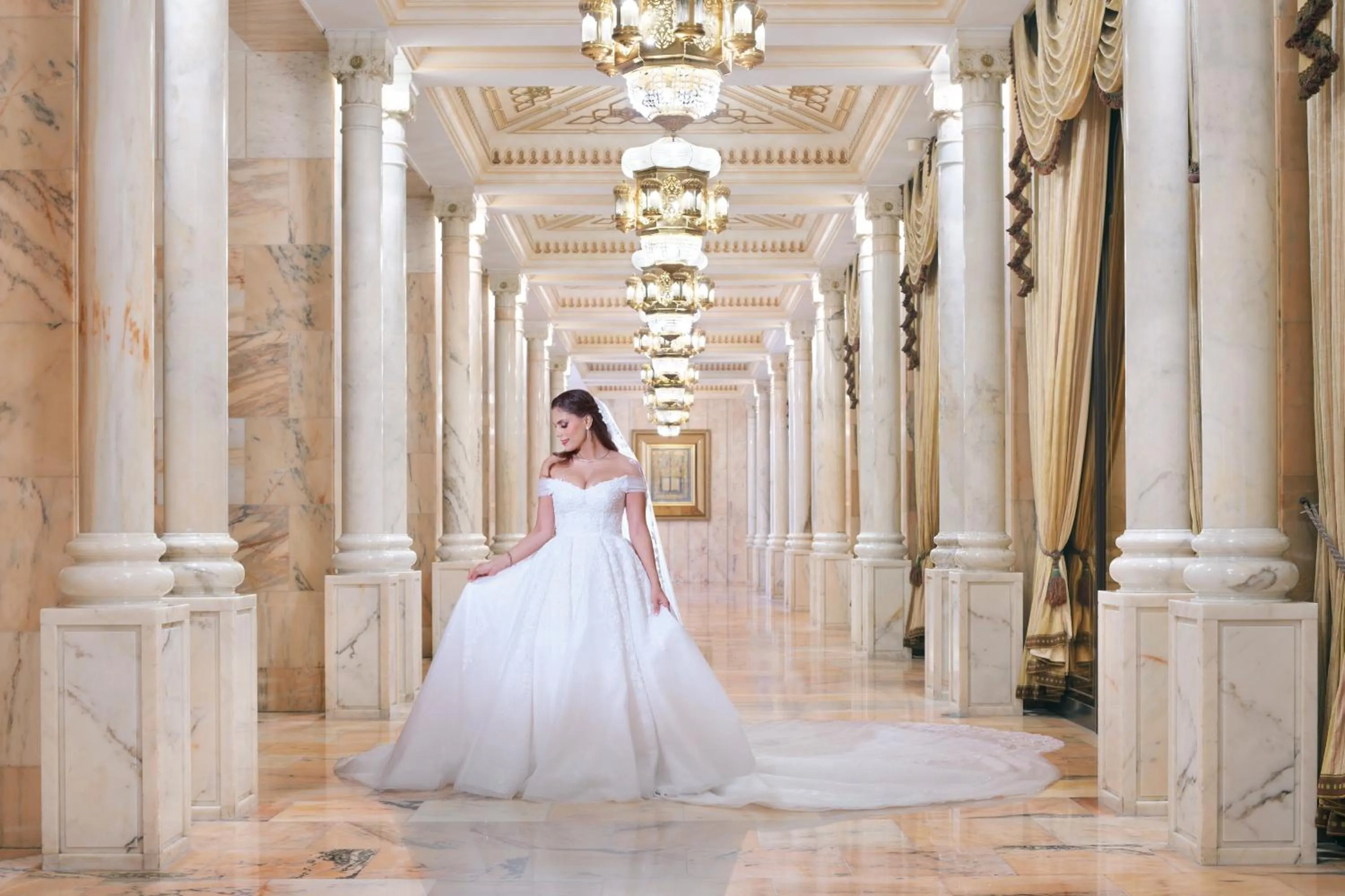 Meeting/conference room in InterContinental Abu Dhabi by IHG