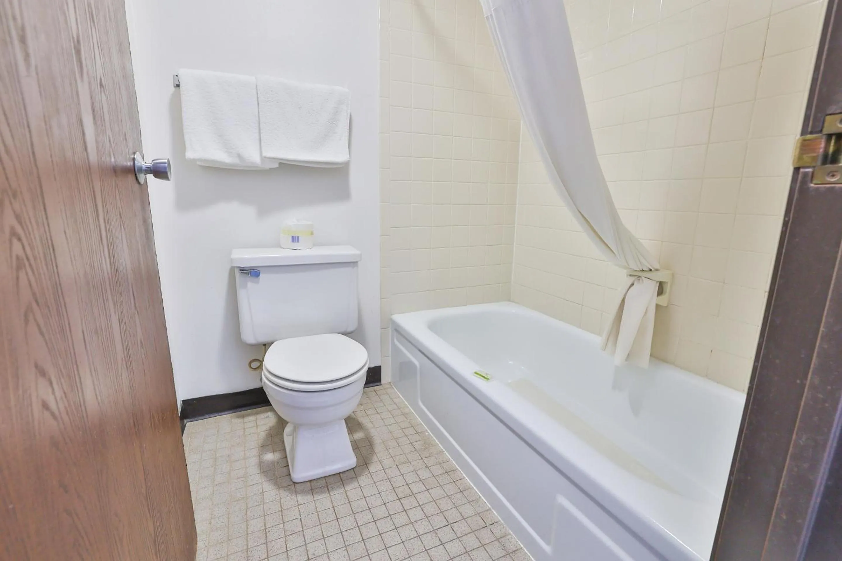 Bathroom in OYO Hotel Pipestone MN, Canterbury Park