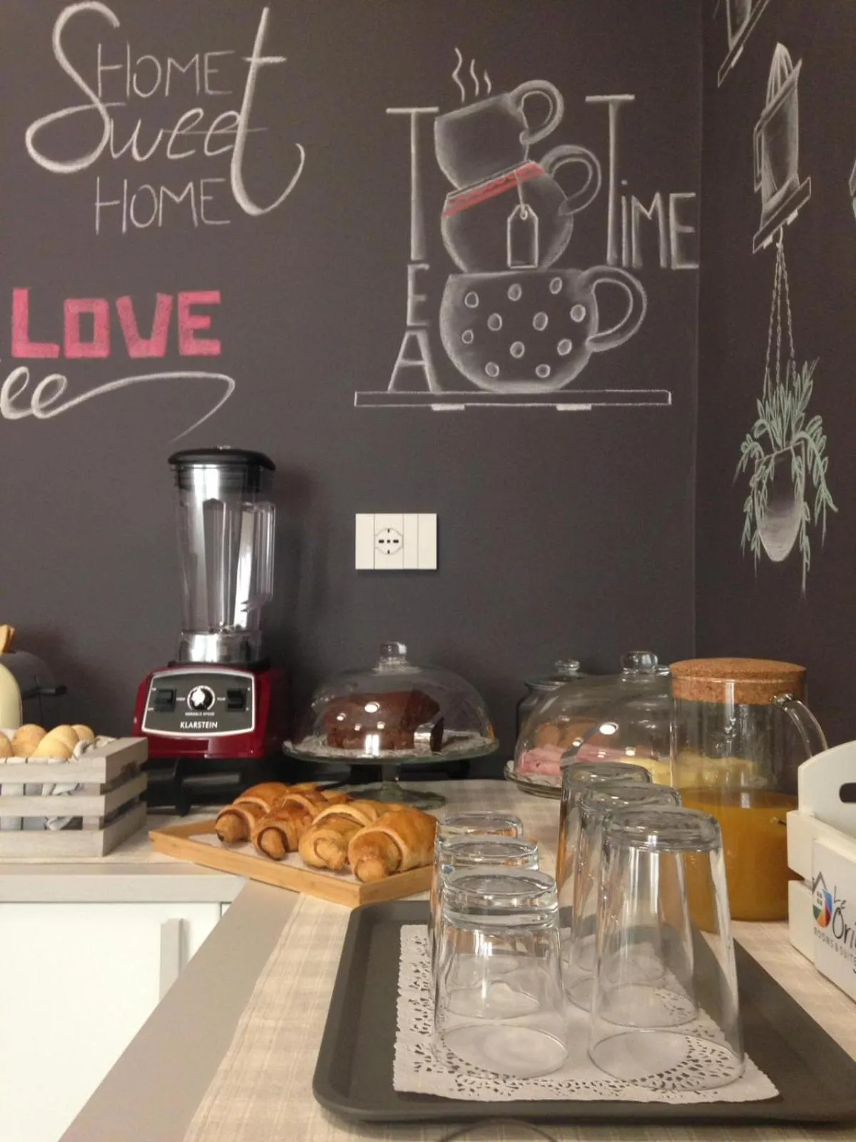 Breakfast in Le Origini Rooms&Suite