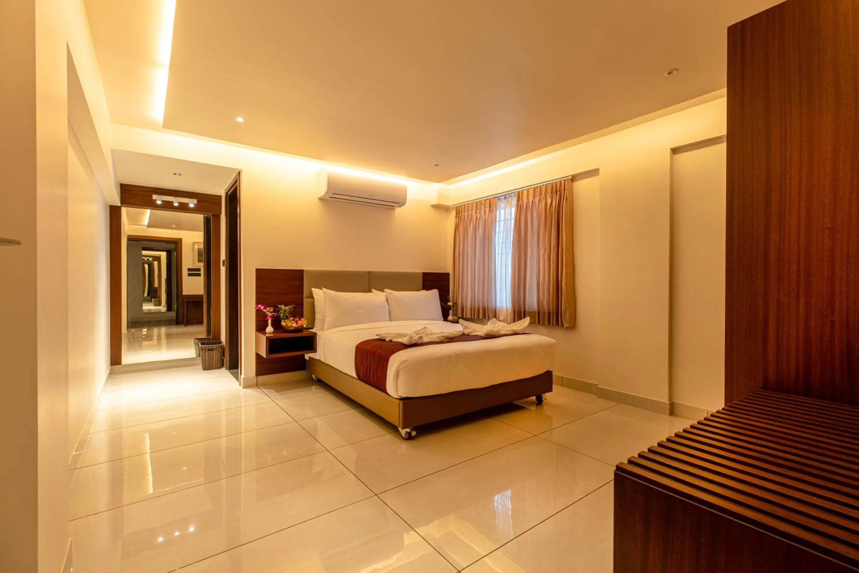 Bedroom, Bed in Hotel M Pro Palace Mysore - 12 Minutes to Mysore Palace