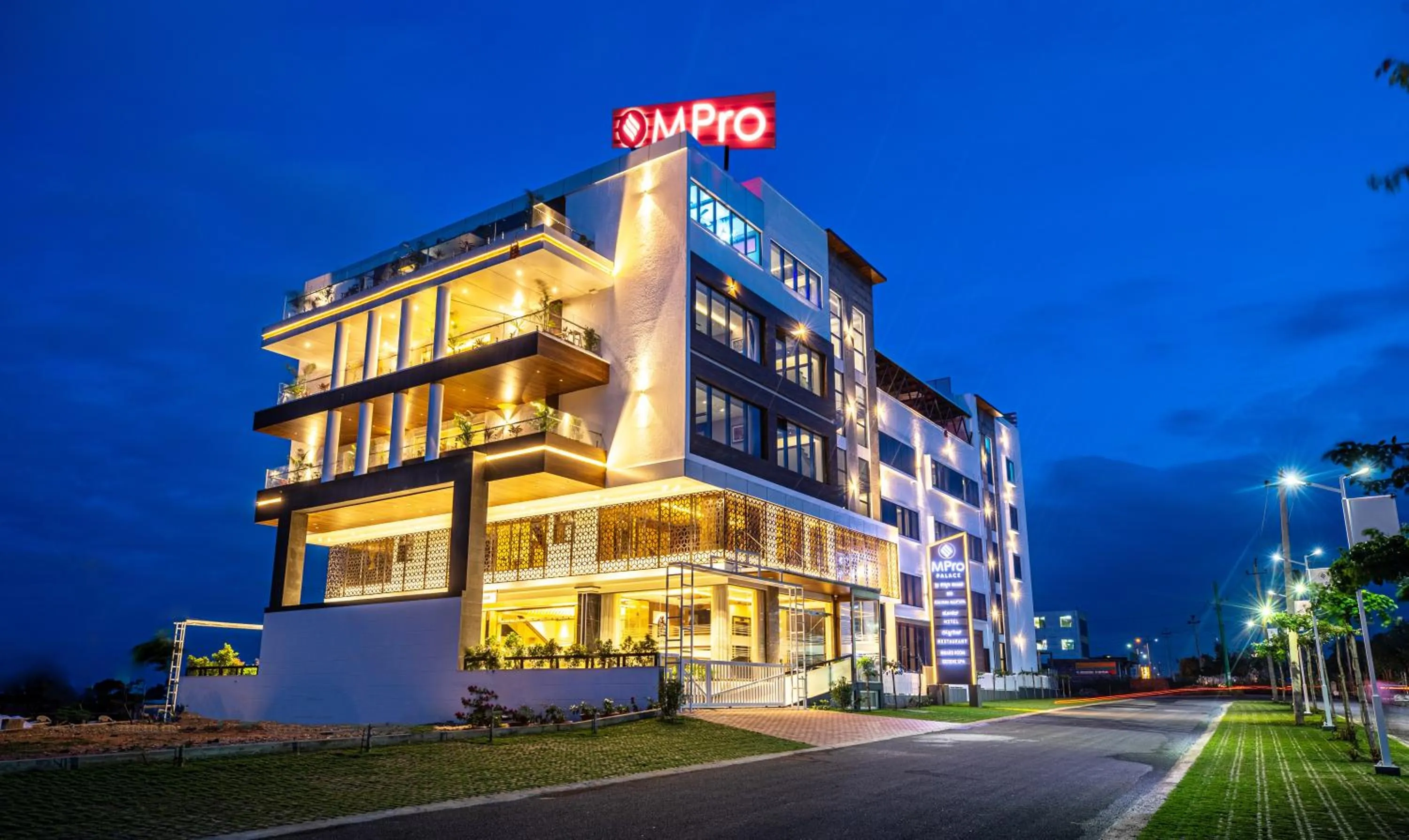 Property building in Hotel M Pro Palace Mysore - 12 Minutes to Mysore Palace