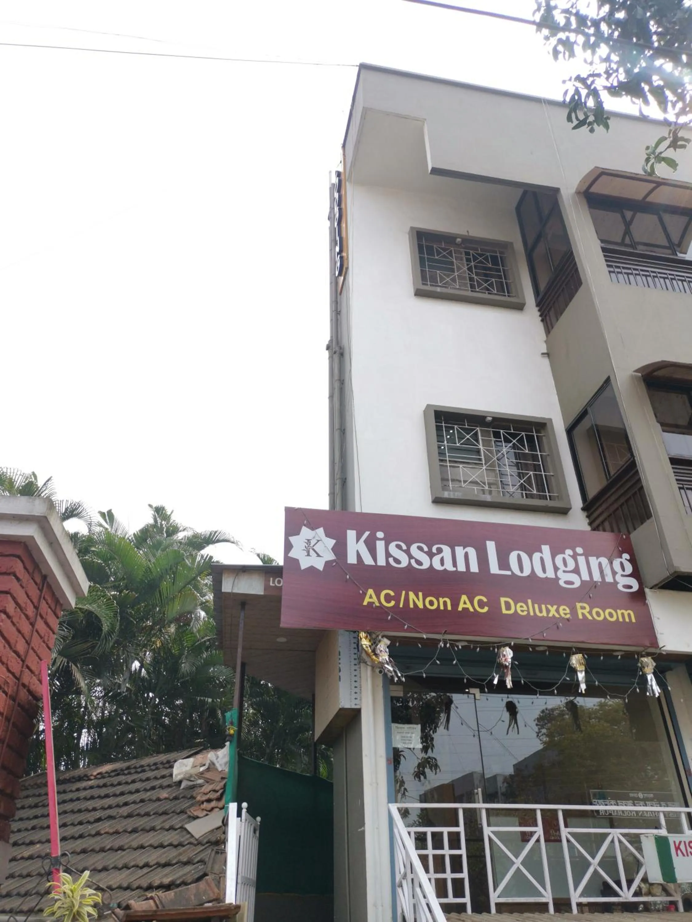 Facade/entrance in Hotel Kissan