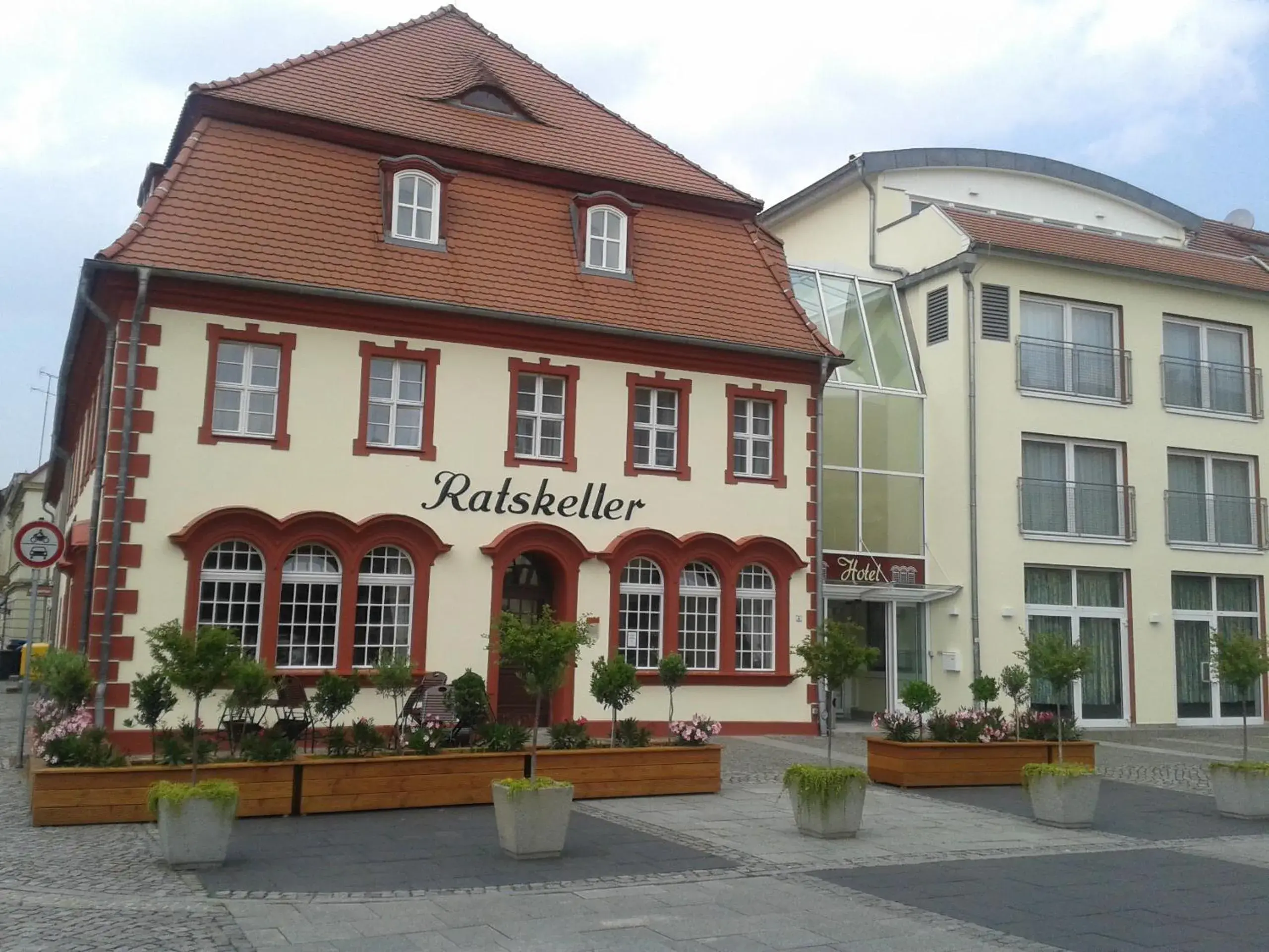 Garni-Hotel zum alten Ratskeller Garni-Hotel zum alten Ratskeller