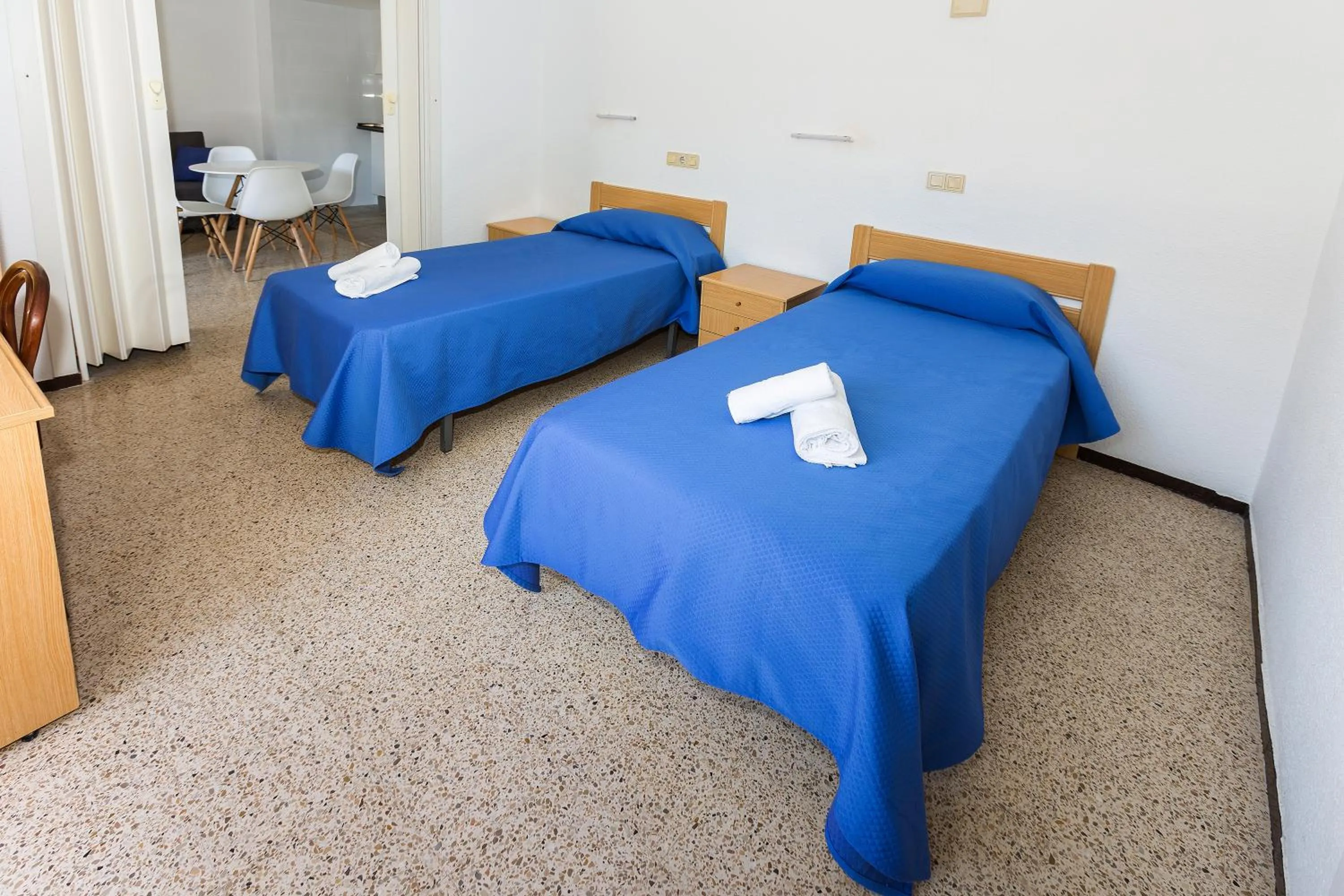 Bed in Hostal El Mercat