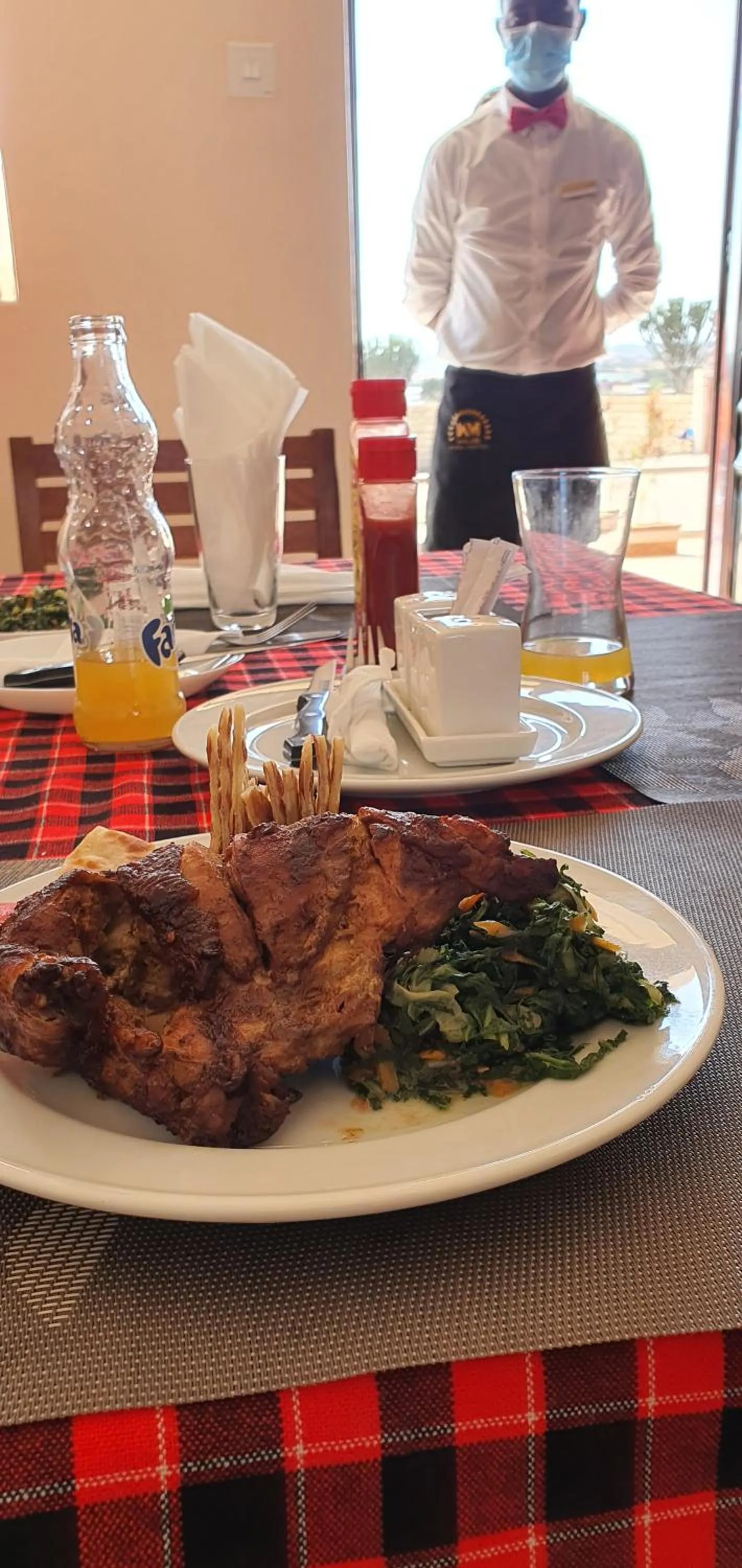 Food in Walabi Mara Hotel