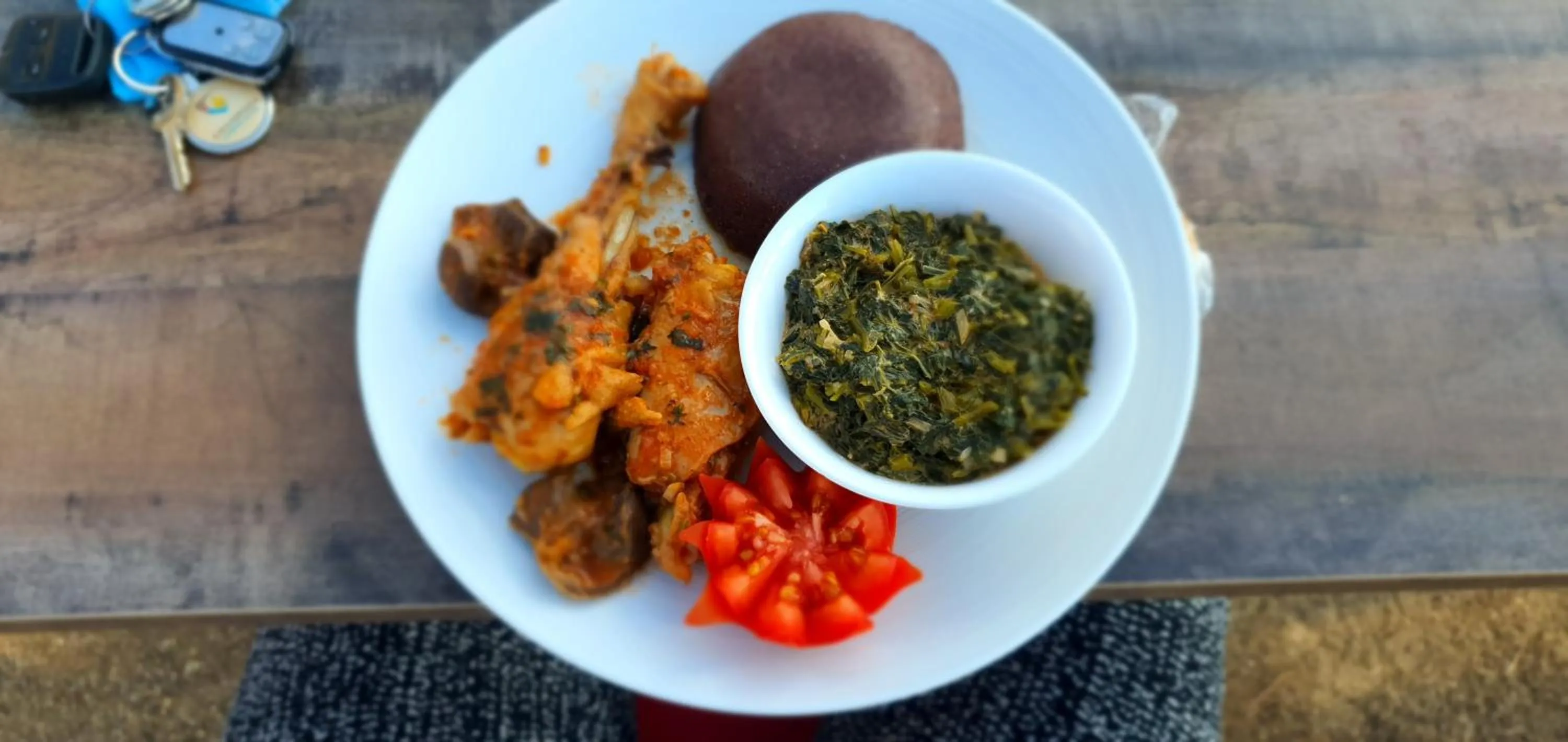 Food in Walabi Mara Hotel