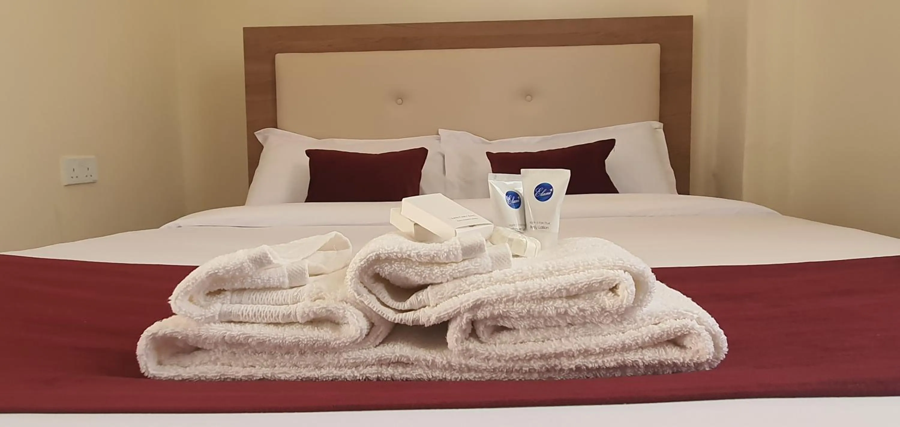 Bed in Walabi Mara Hotel