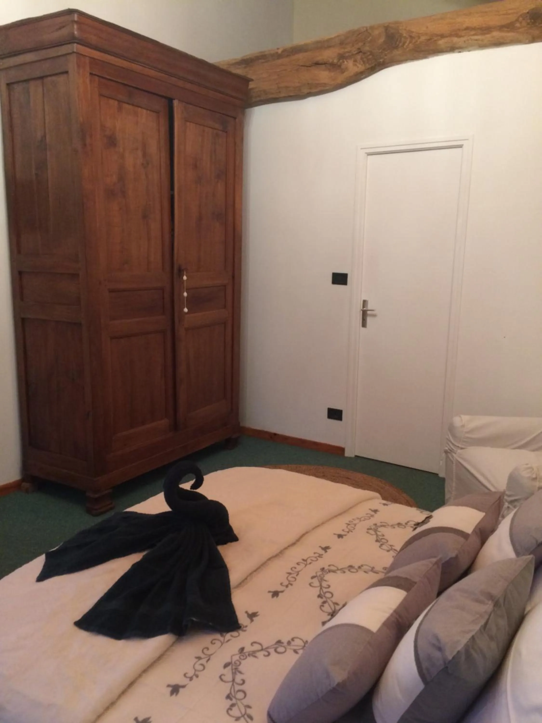 Bed in La Grenouille